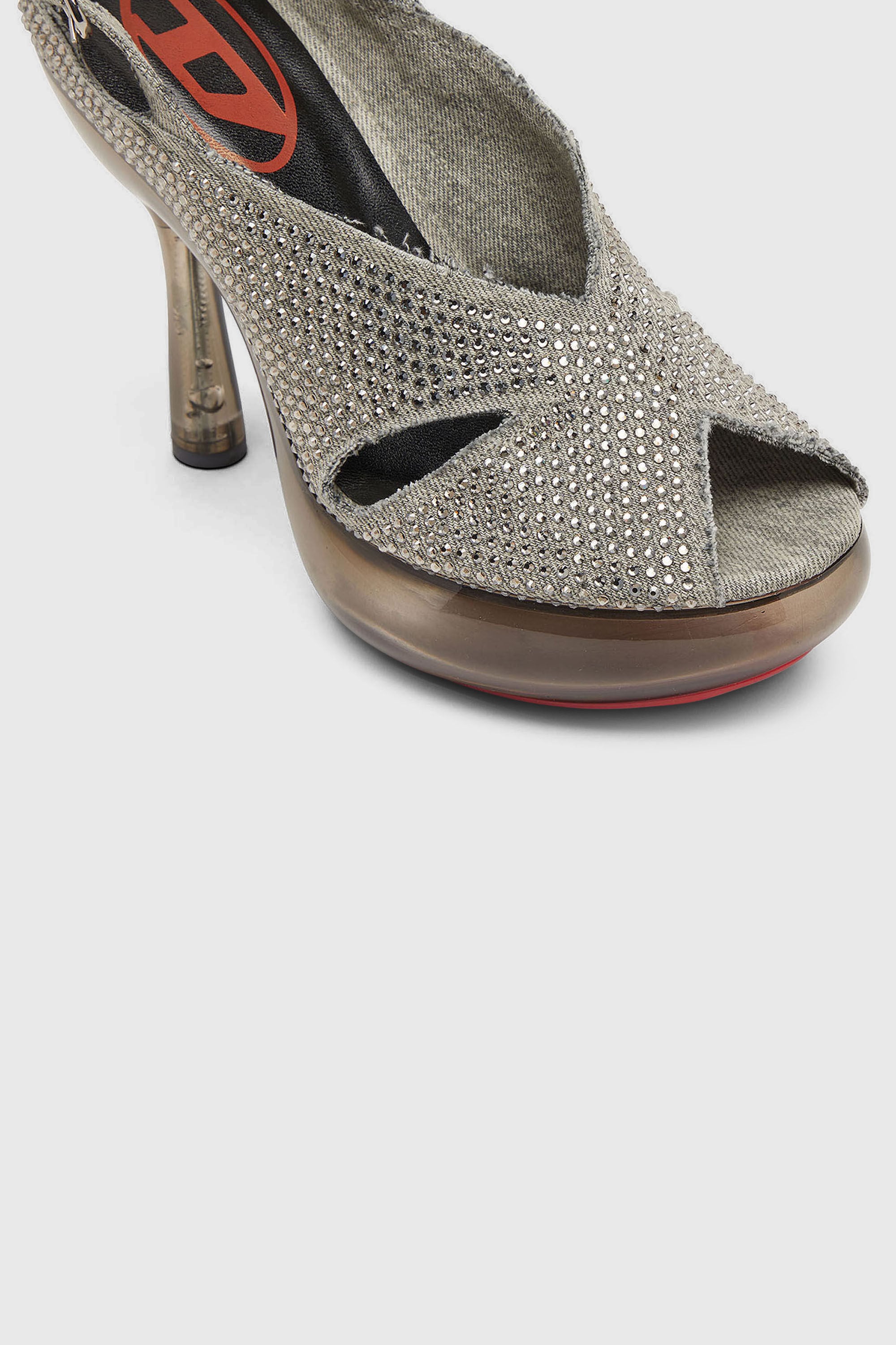 Diesel - D-LAKE PLATFORM SDL, D-Lake-Sandales &agrave; plateforme en denim cristallis&eacute; et plexiglas Femme in Gris - 6