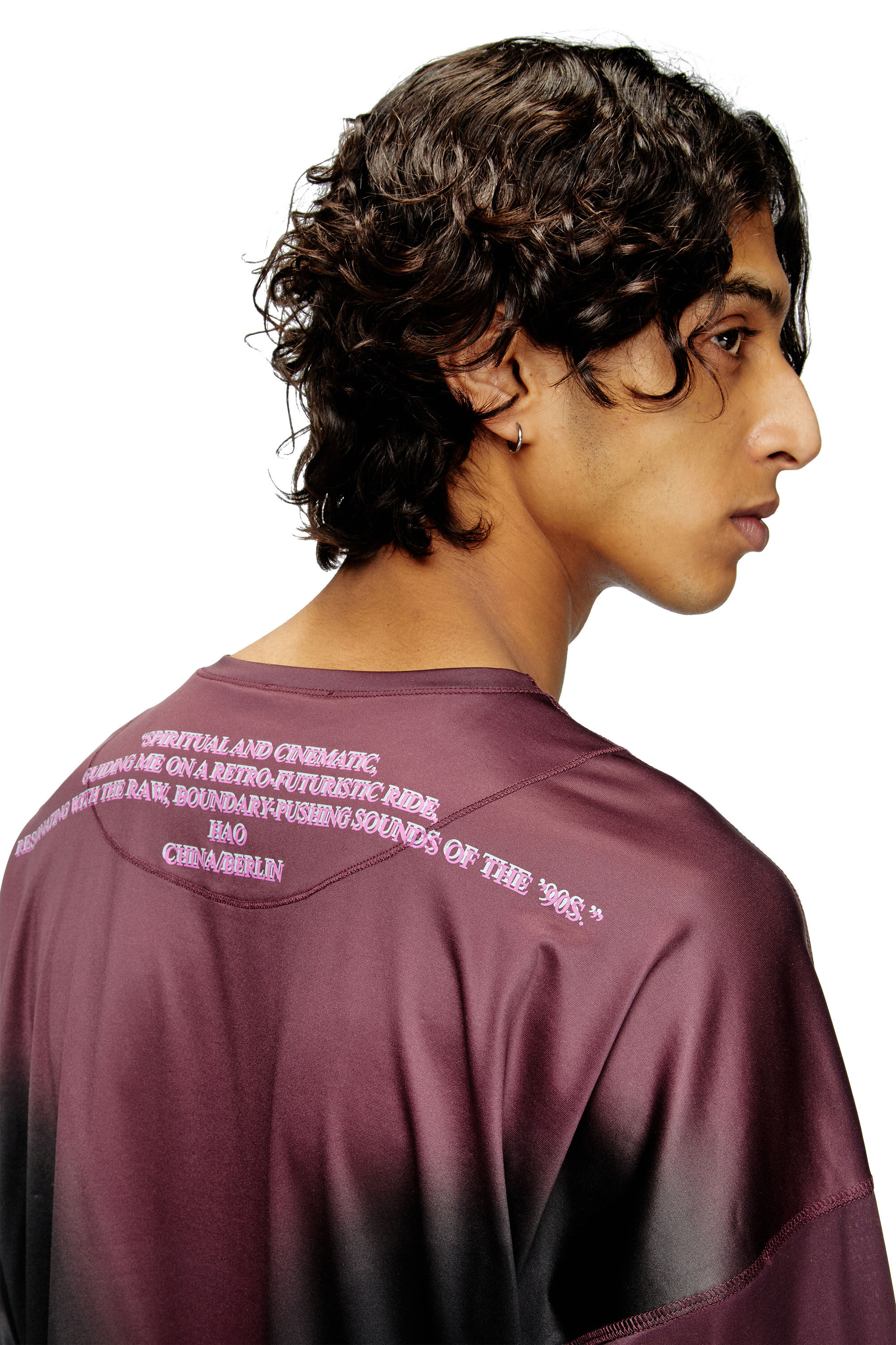 Diesel - T-OLAVI-AA, T-shirt en jersey technique à manches longues avec imprimé paroles Mixte in Polychrome - 5