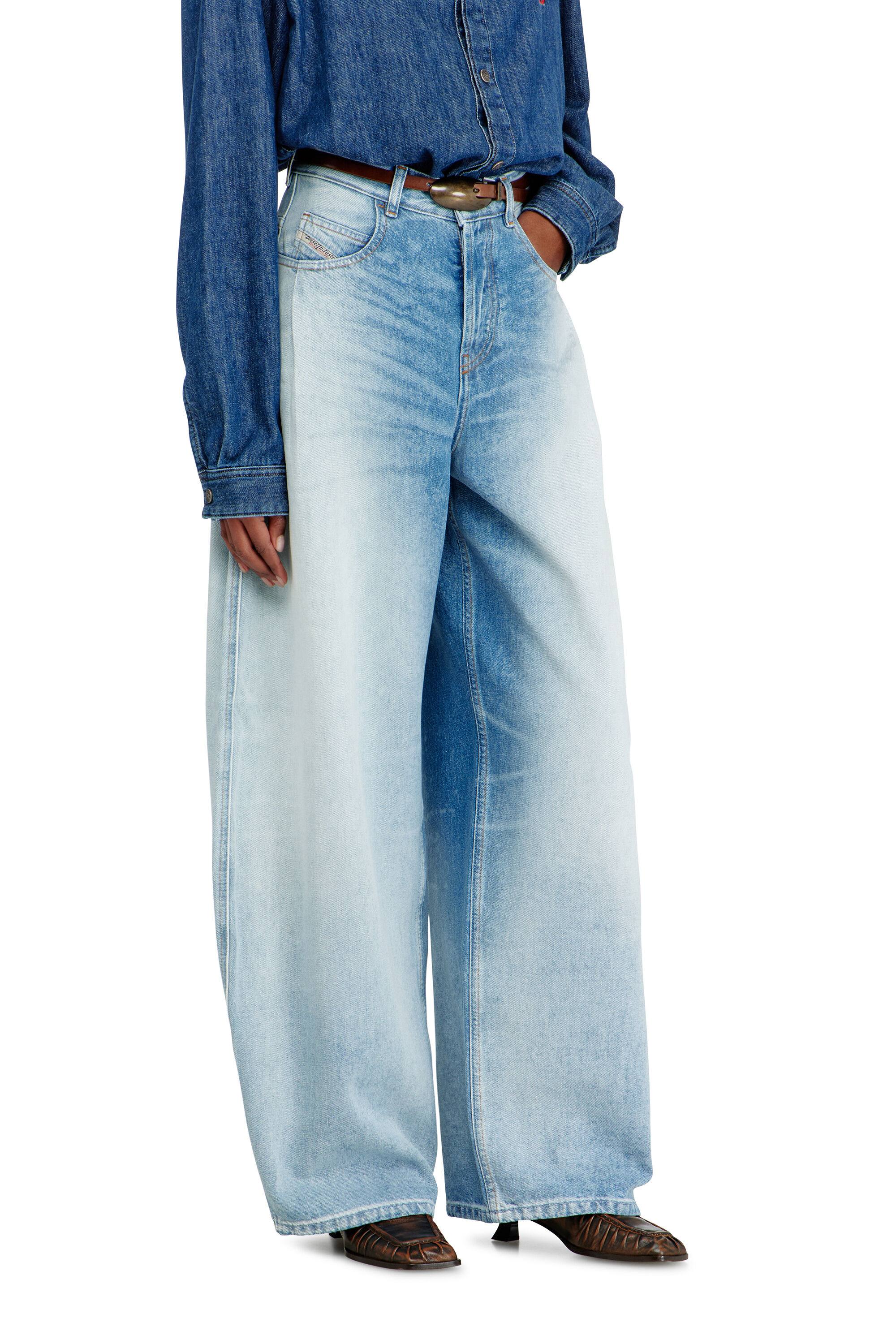 Diesel - Relaxed Jeans 1987 D-Khelz 007EE Femme, Bleu Clair - Image 7