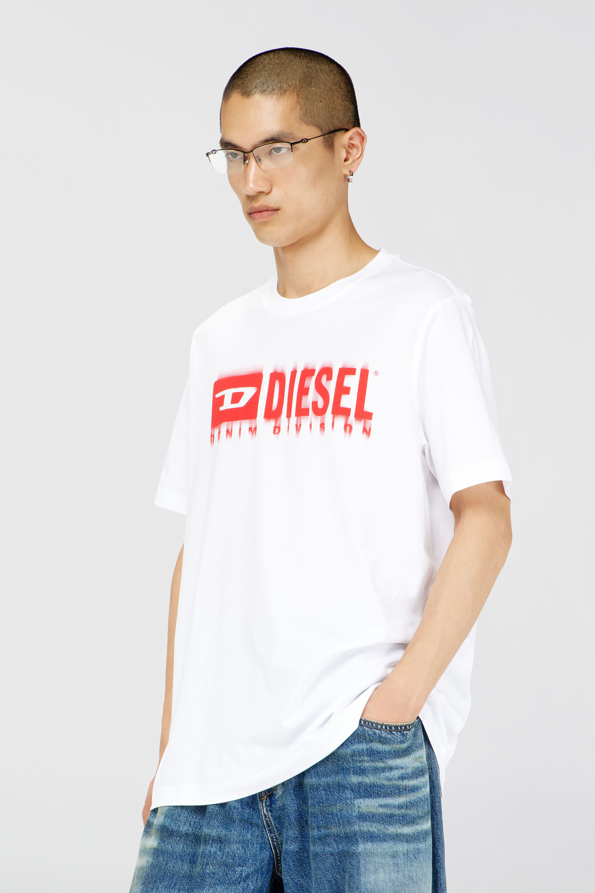 Diesel - T-ADJUST-Q7, T-shirt avec logo Diesel effet flou Homme in Blanc - 3