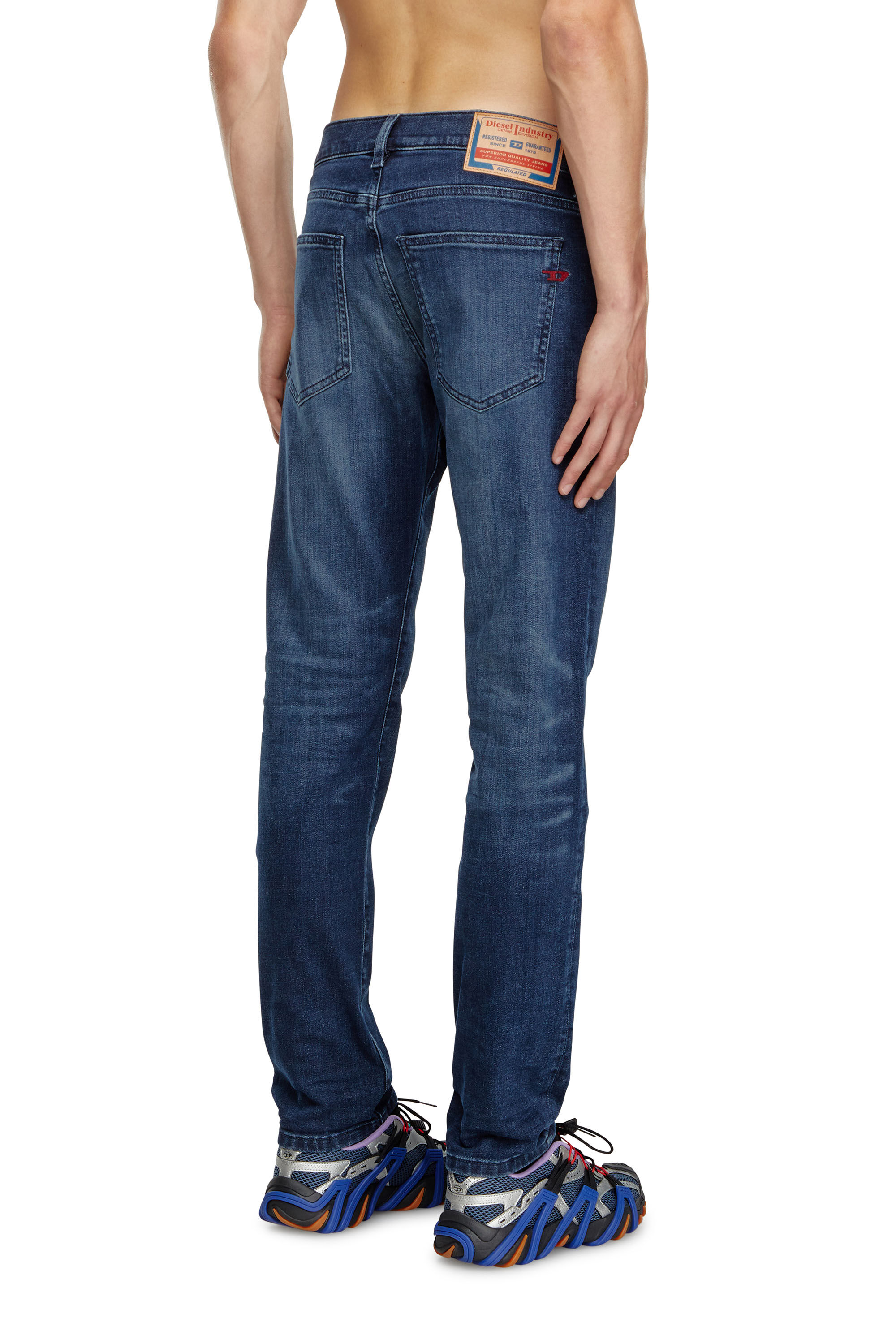 Diesel - Homme Slim Jeans 2019 D-Strukt 0GRDJ, Bleu Foncé - Image 4