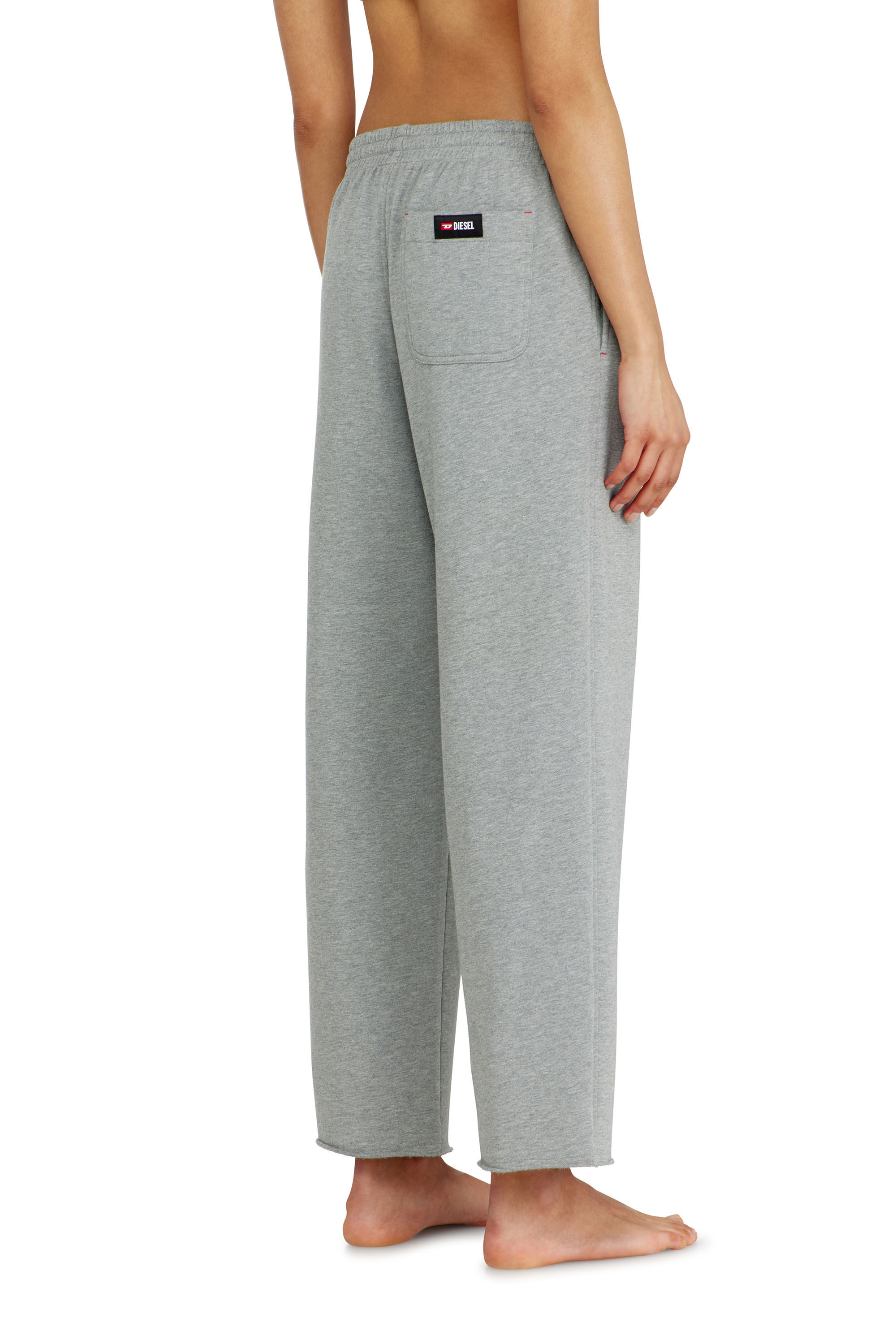 Diesel - INDRA-D-CORE, Pantalon de jogging gratt&eacute; avec ourlets francs Femme in Gris - 3