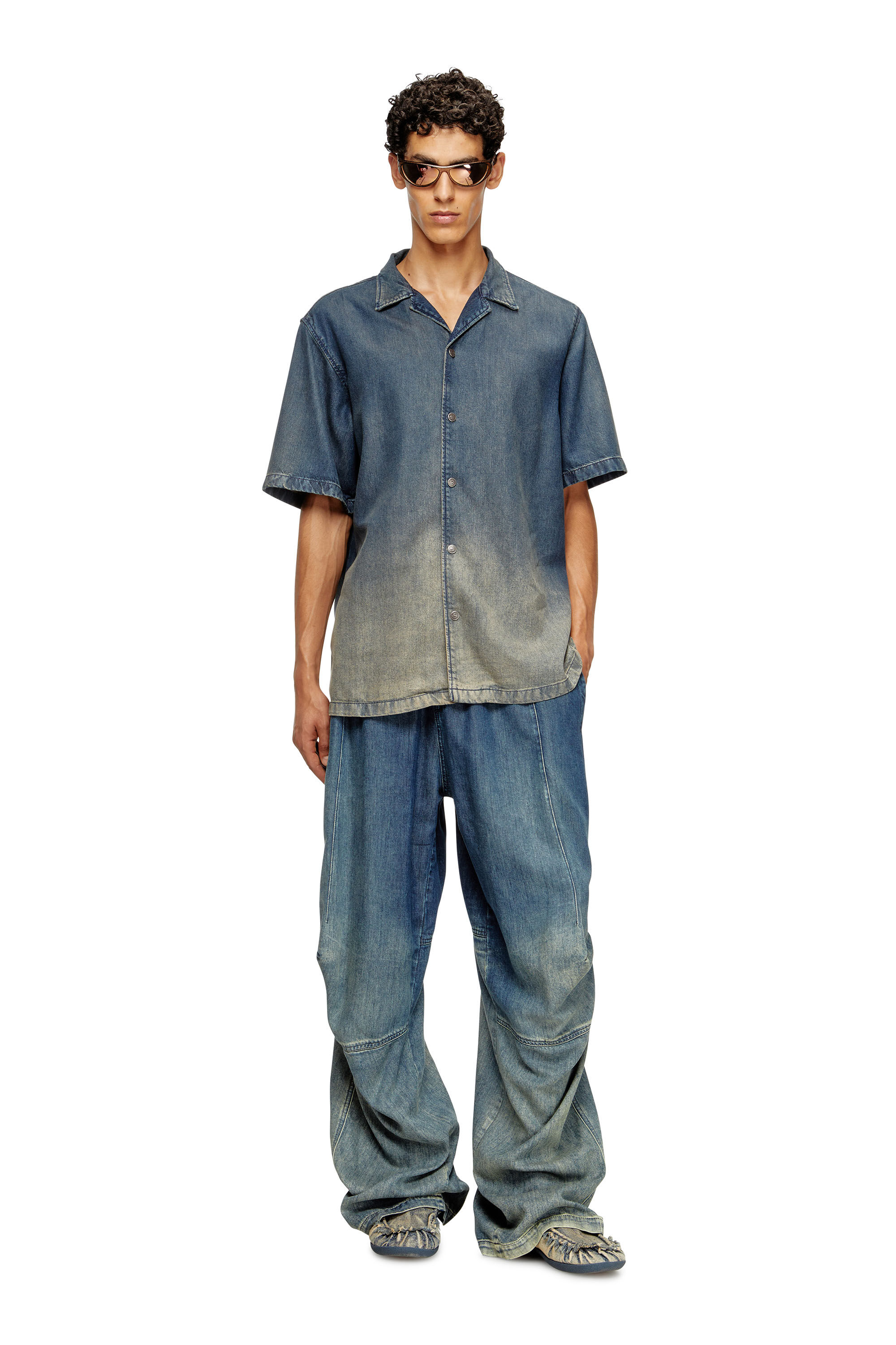 Diesel - D-NABIL-S3, Chemise de bowling en denim dégradé et fluide Homme in Bleu - 1
