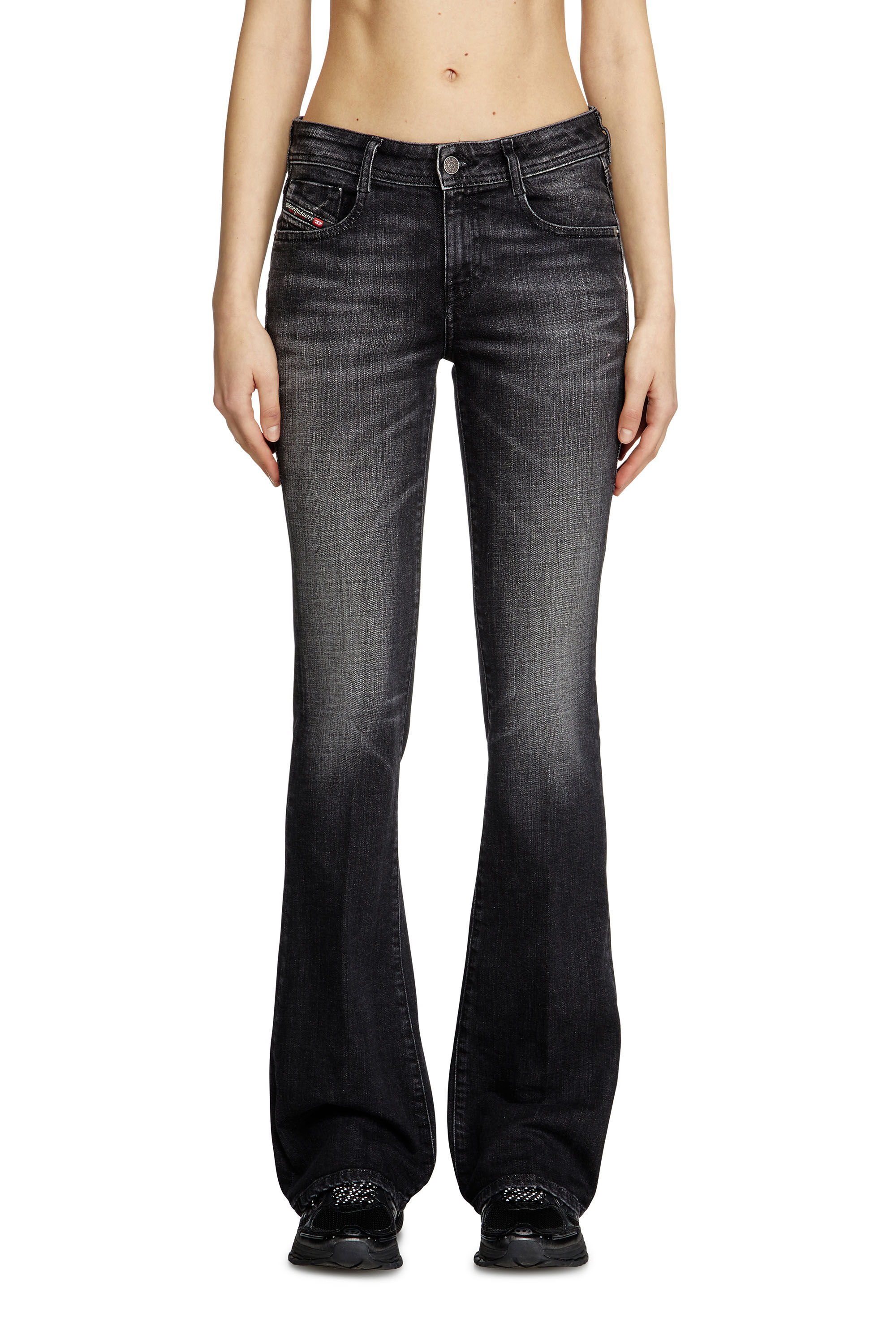 Diesel - Bootcut Jeans 1969 D-Ebbey 09K99 Femme, Noir/Gris foncé - Image 3