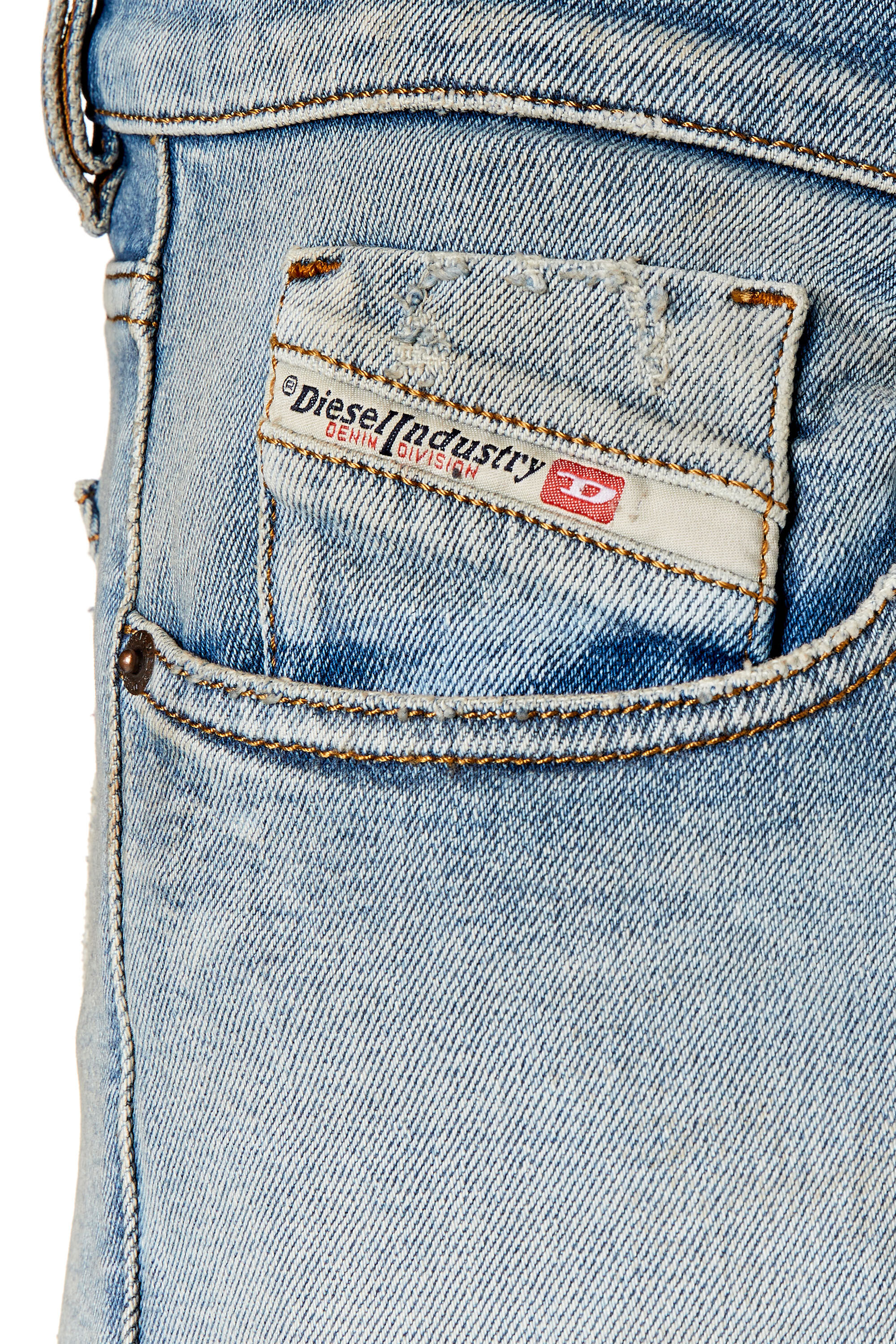 Diesel - 2019 D-Strukt 09E84 Slim Jeans, Bleu Clair - Image 5
