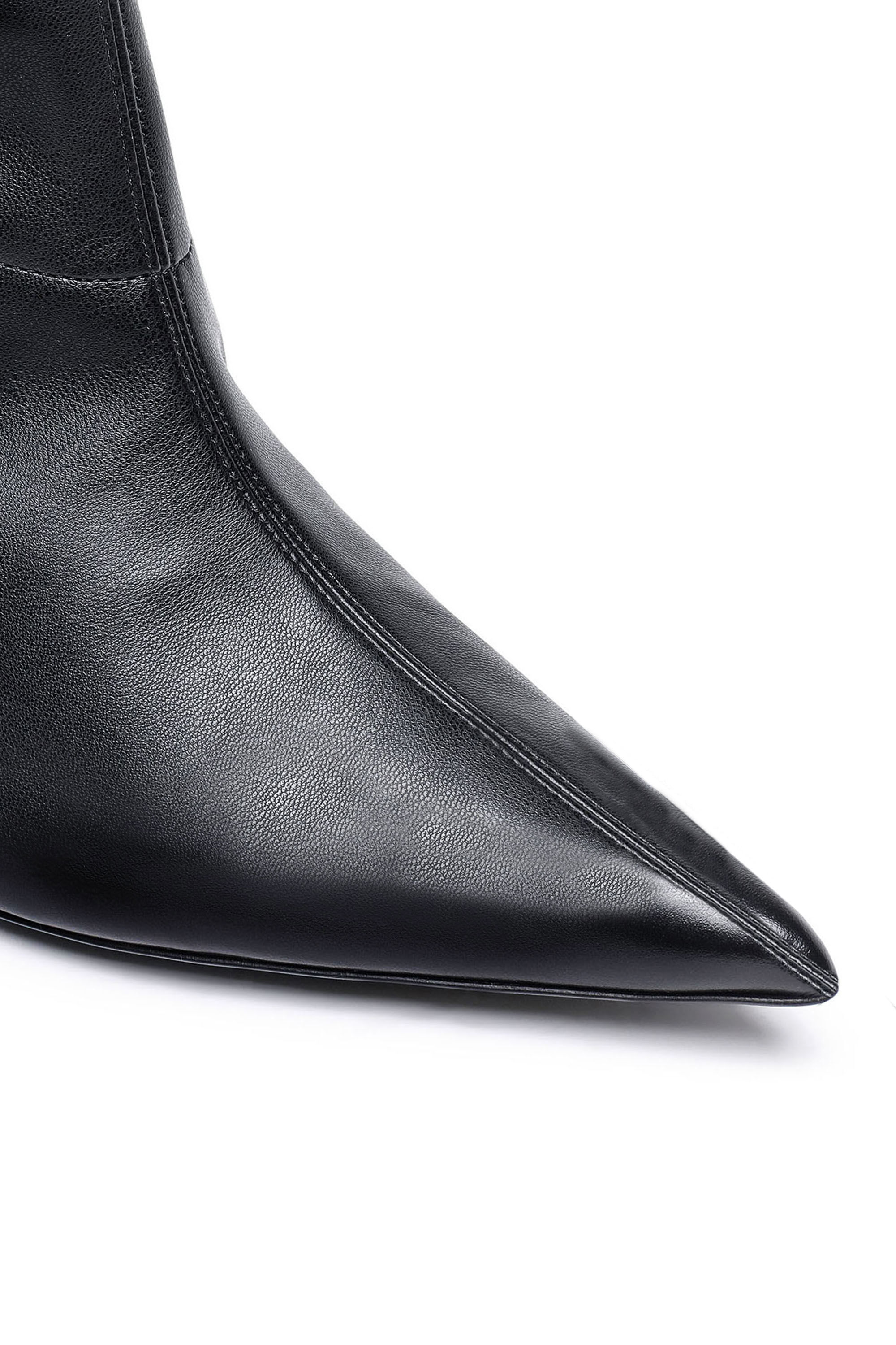 Diesel - D-VENUS KBT, D-Venus Kbt - Bottes hauteur genou en tissu stretch enduit Femme in Noir - 4