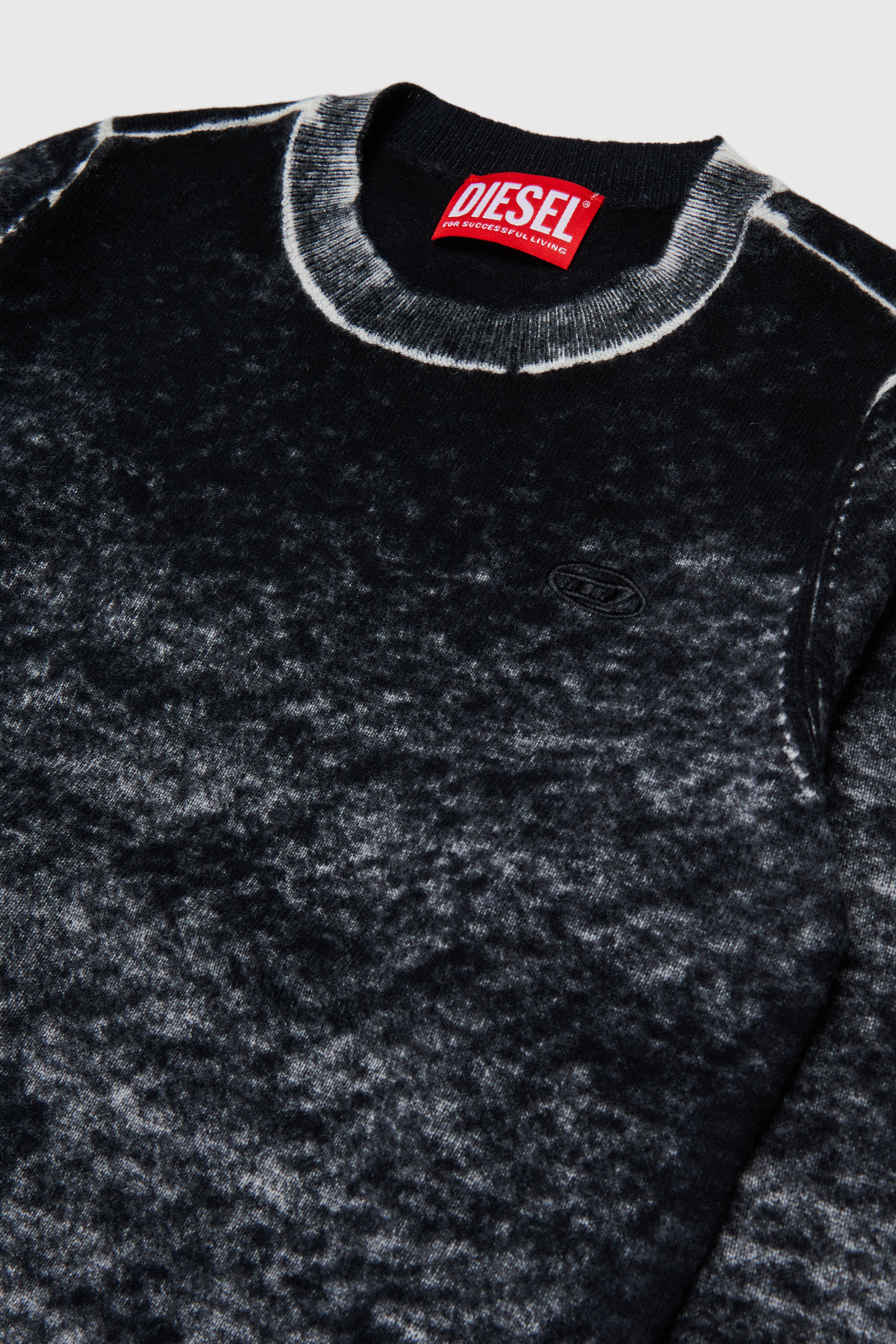 Diesel - KJEMR, Pull en laine m&eacute;lang&eacute;e &agrave; effet de couleur irr&eacute;gulier Homme in Noir - 3