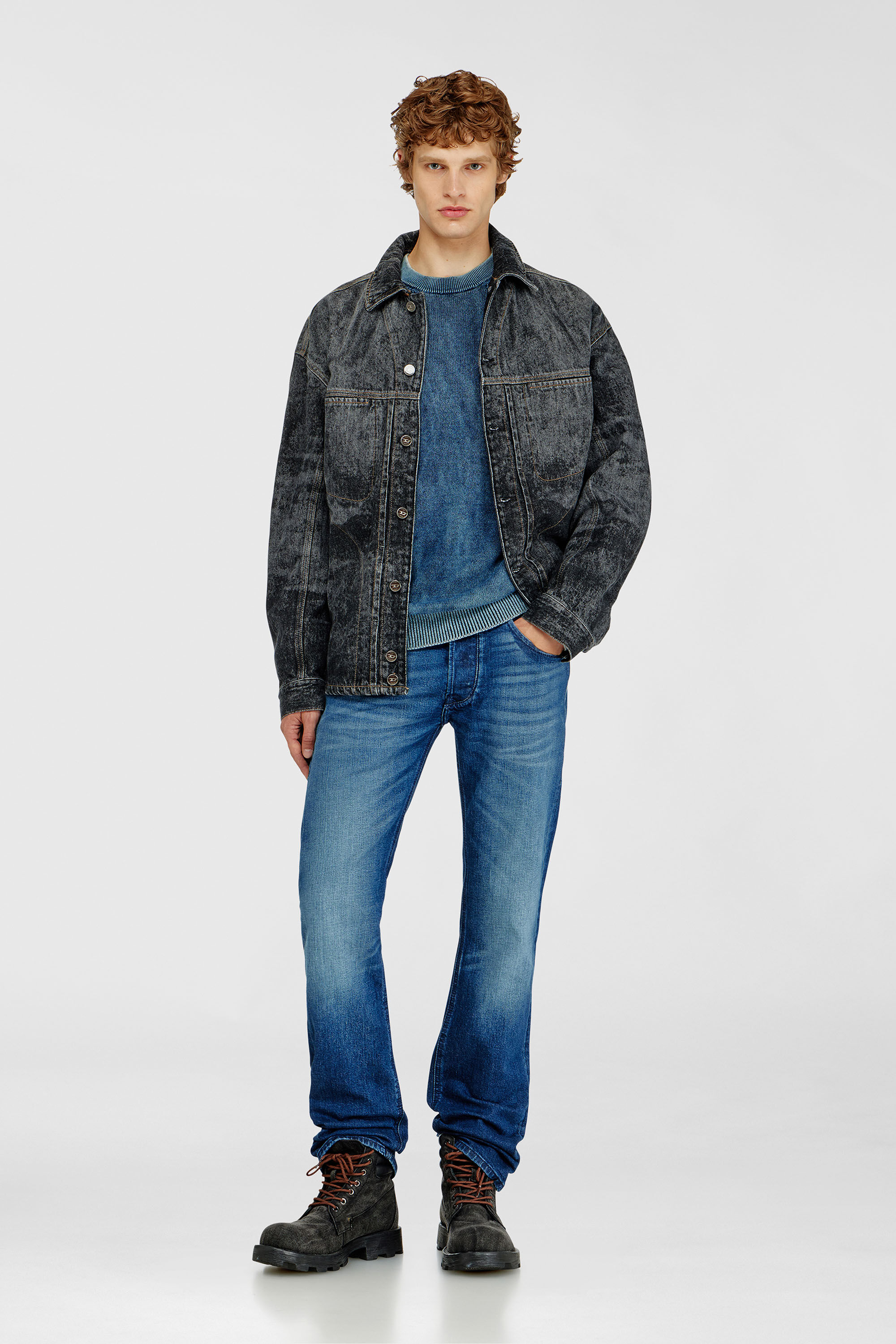 Diesel - K-PERNE, Pull en maille effet denim avec patchs Homme in Bleu - 1