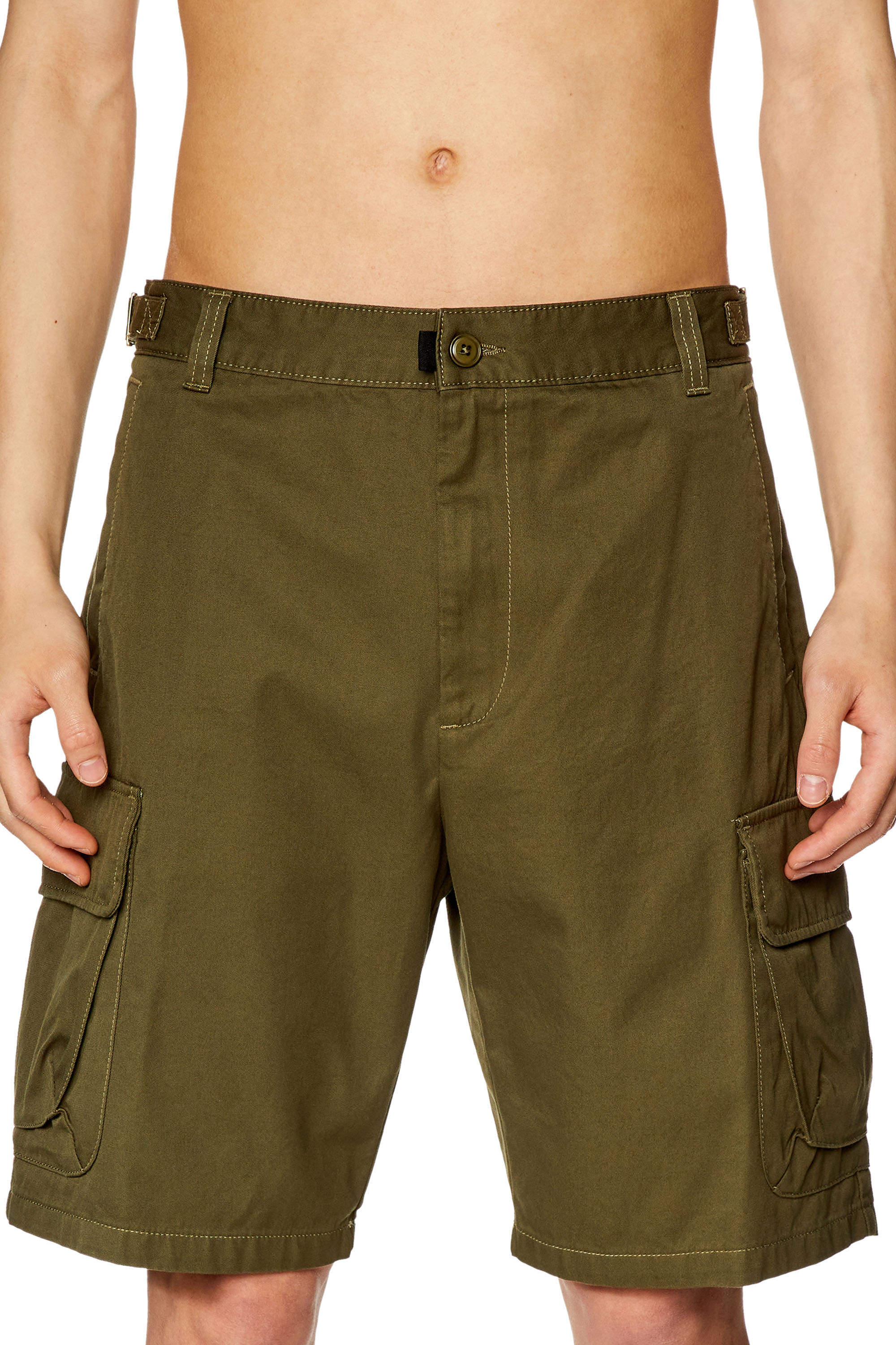 Short cargo deals militaire