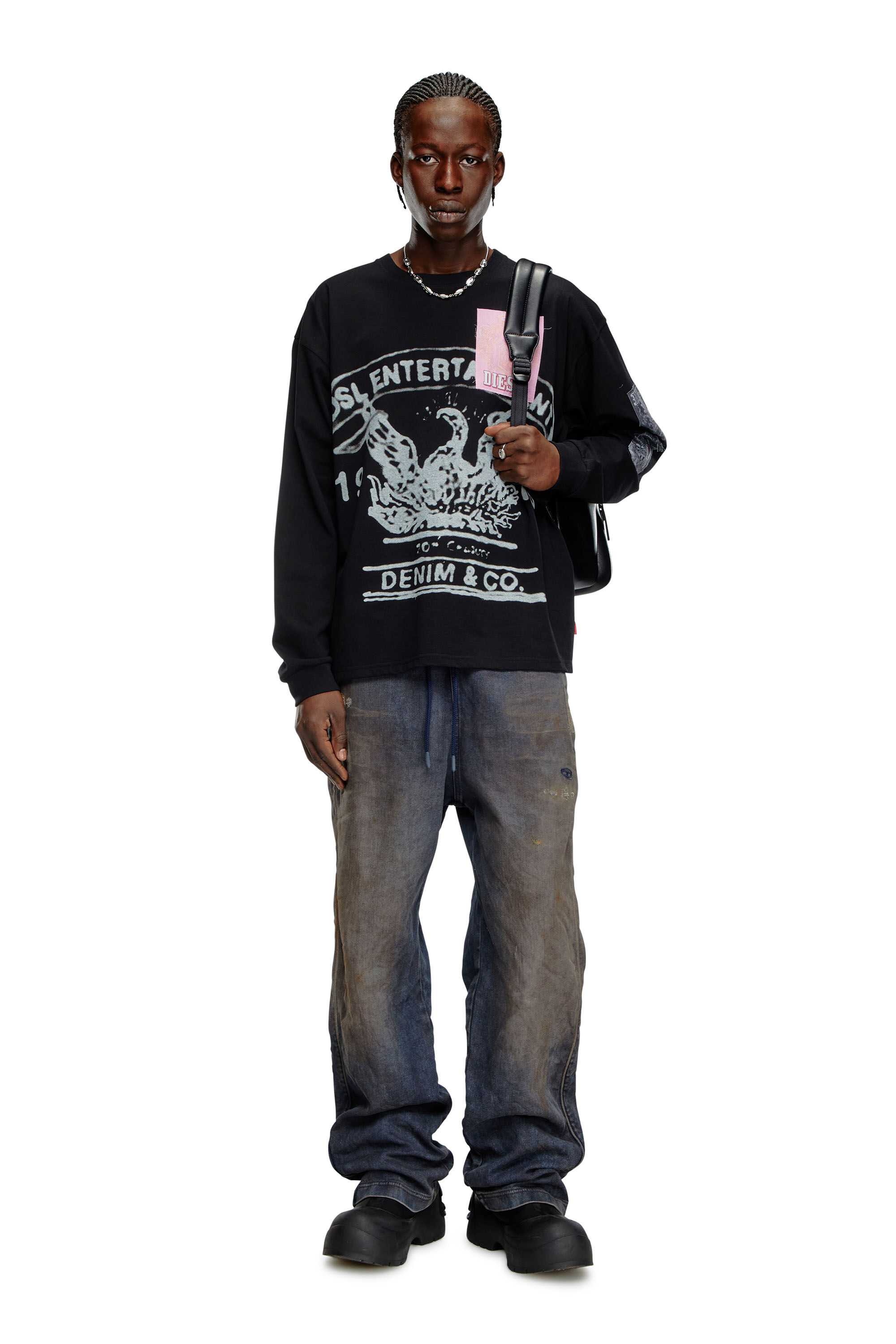 Diesel - T-BOXT-LS-Q10, Homme T-shirt à manches longues avec empiècements imprimés in Noir - Image 1