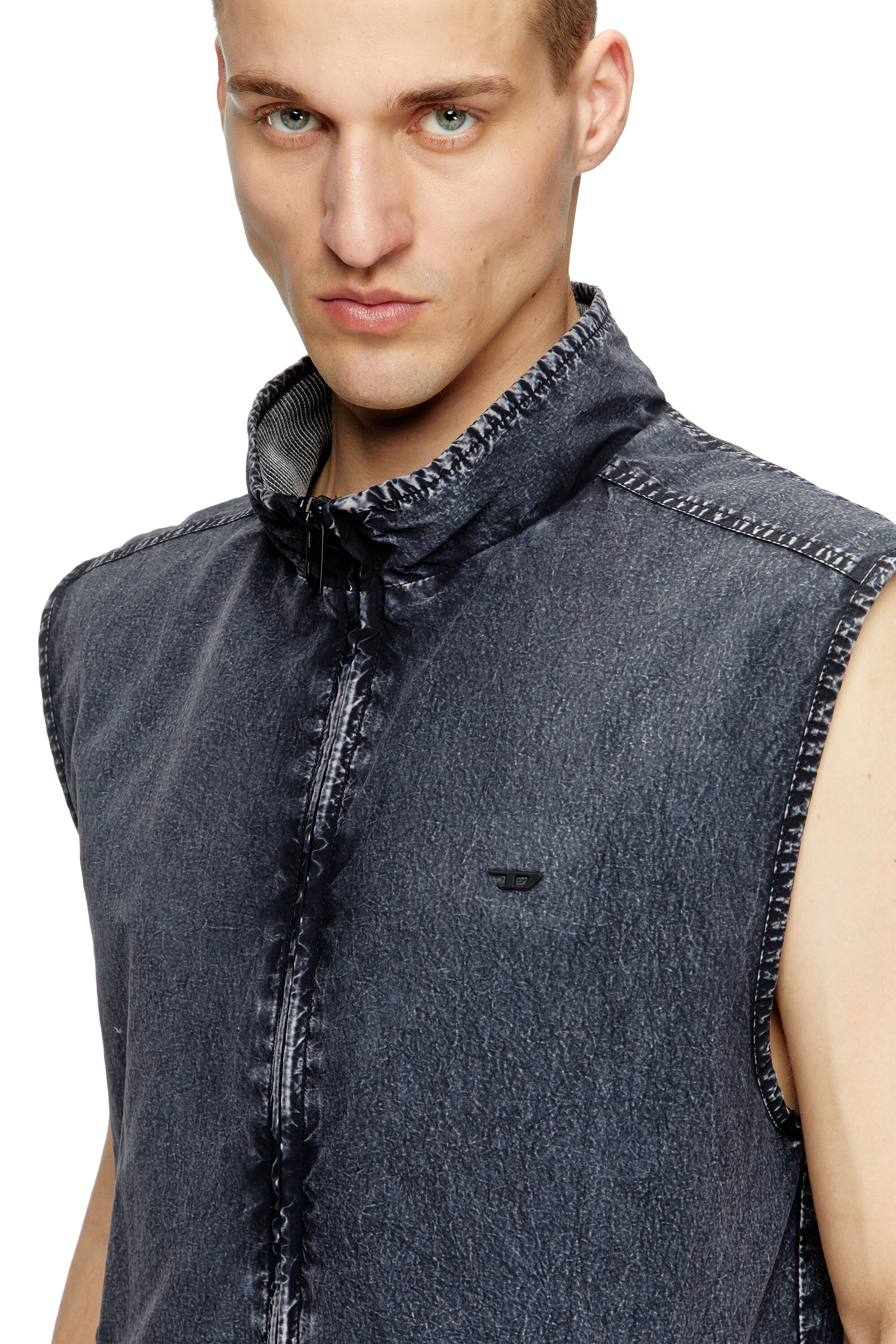 Diesel - J-ERB, Gilet en taslan de nylon recyclé Homme in Bleu - 5