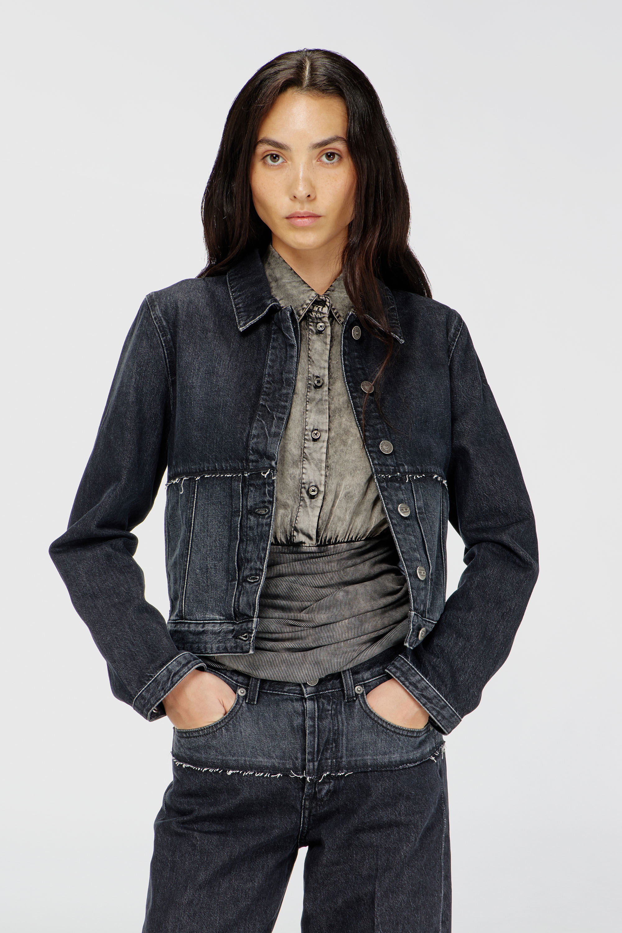 Diesel - DE-KATO-SE, Jacket in sectioned denim Femme in Noir - 3