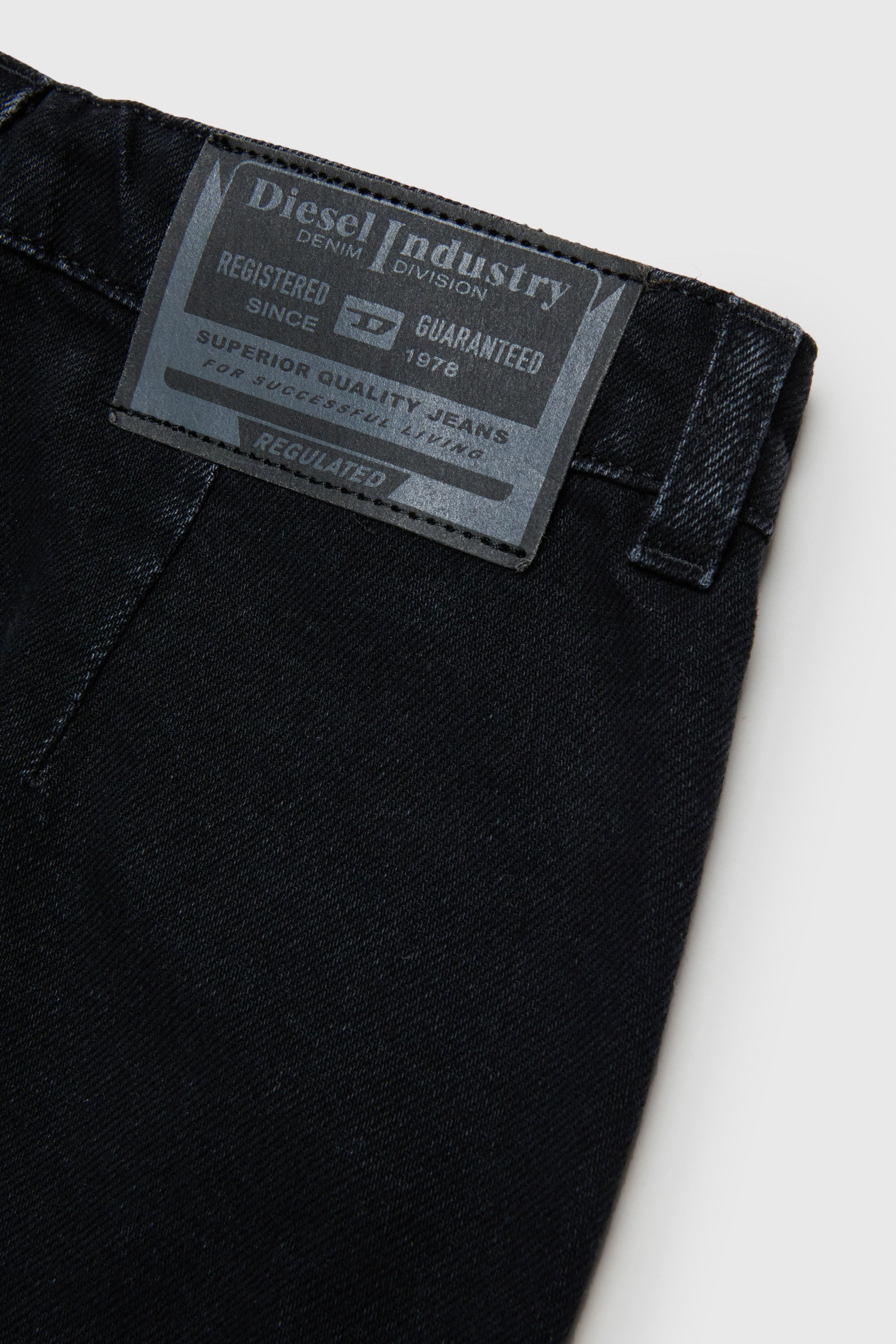 Diesel - GEARD, Woman's Denim mini skirt with curved hem in Black/Dark grey - 4