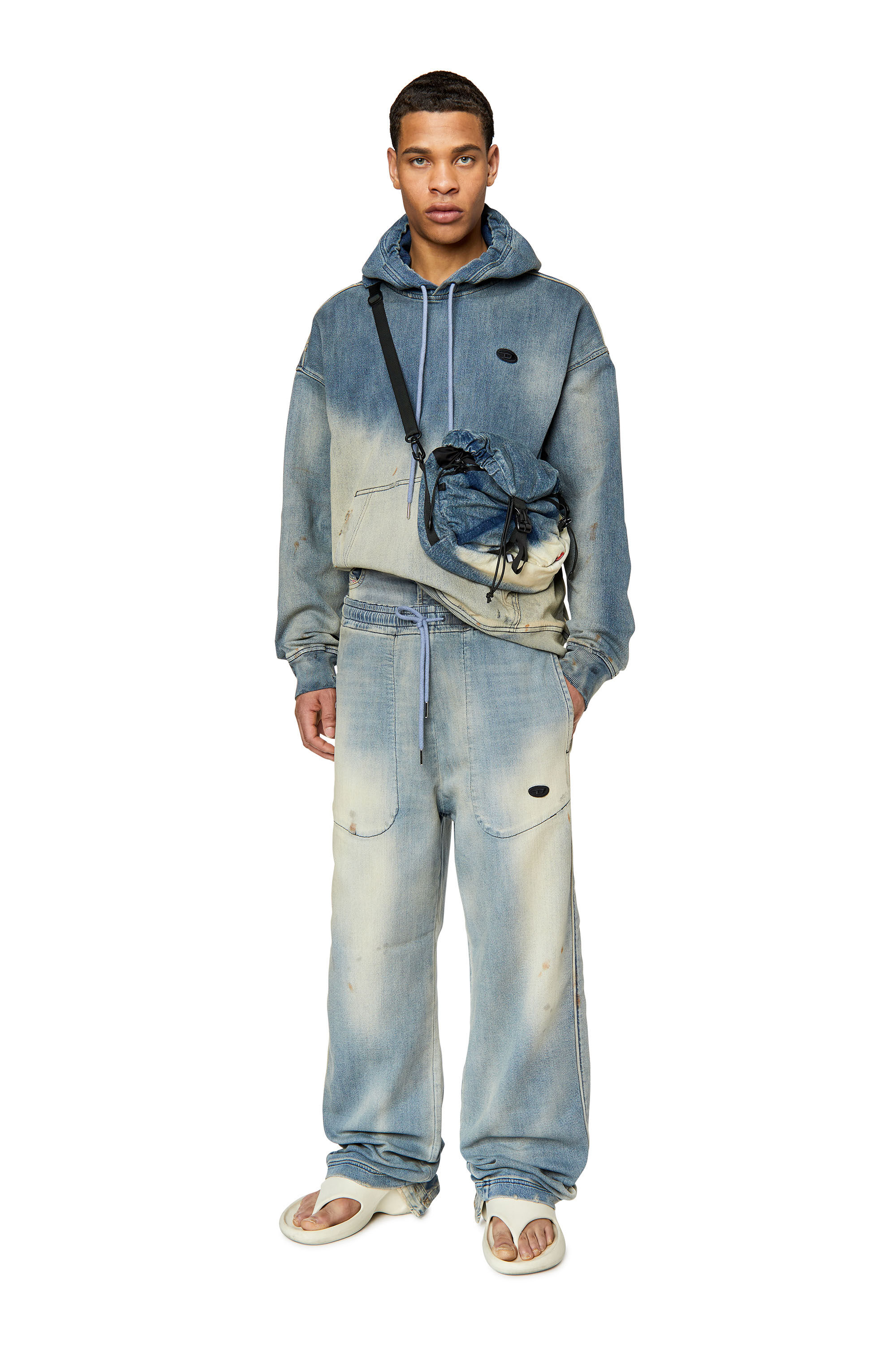 Diesel - D-Martians Track Denim 09G48 Straight, Bleu Clair - Image 1
