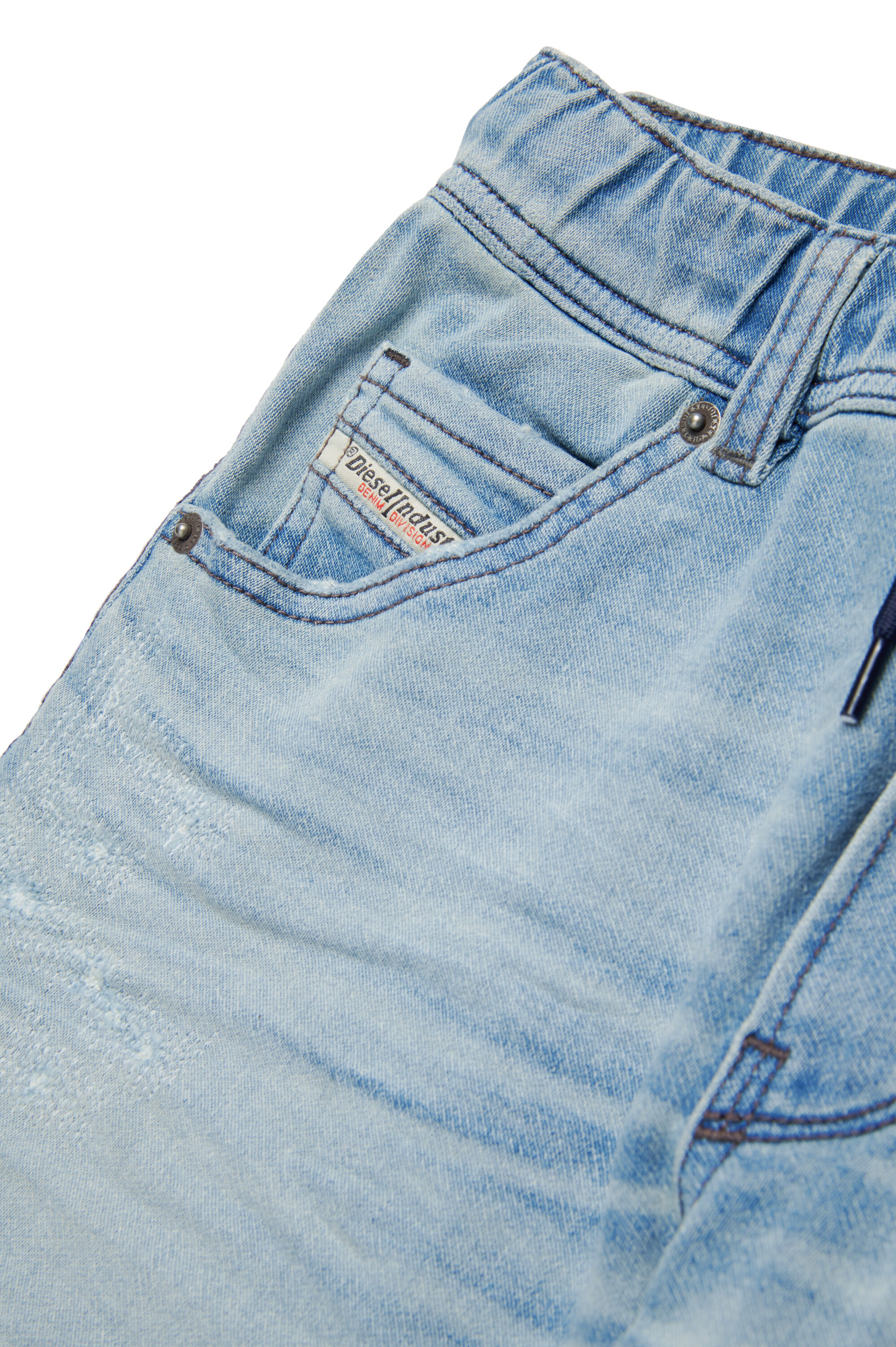 Diesel - KROOLEY-NE-J SH JJJ, Short Krooley stonewashed en tissu JoggJeans Homme in Bleu - 4