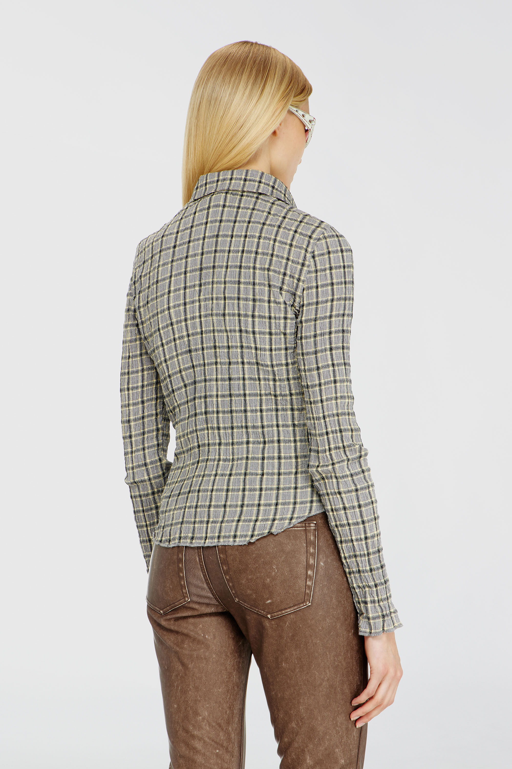 Diesel - C-ARRILON, Chemise &agrave; carreaux effet seersucker Femme in Gris - 4