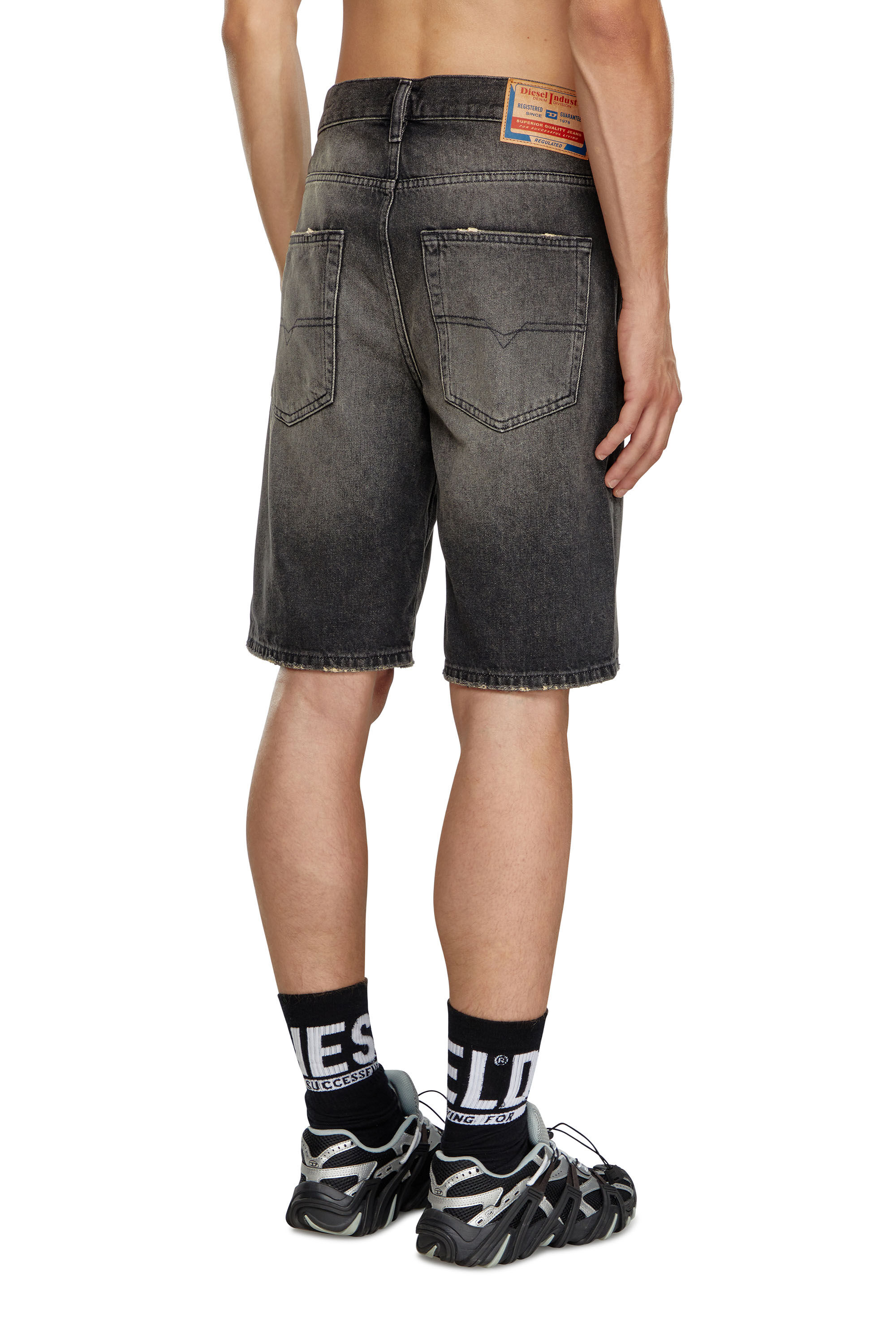 Short noir jean homme 2025