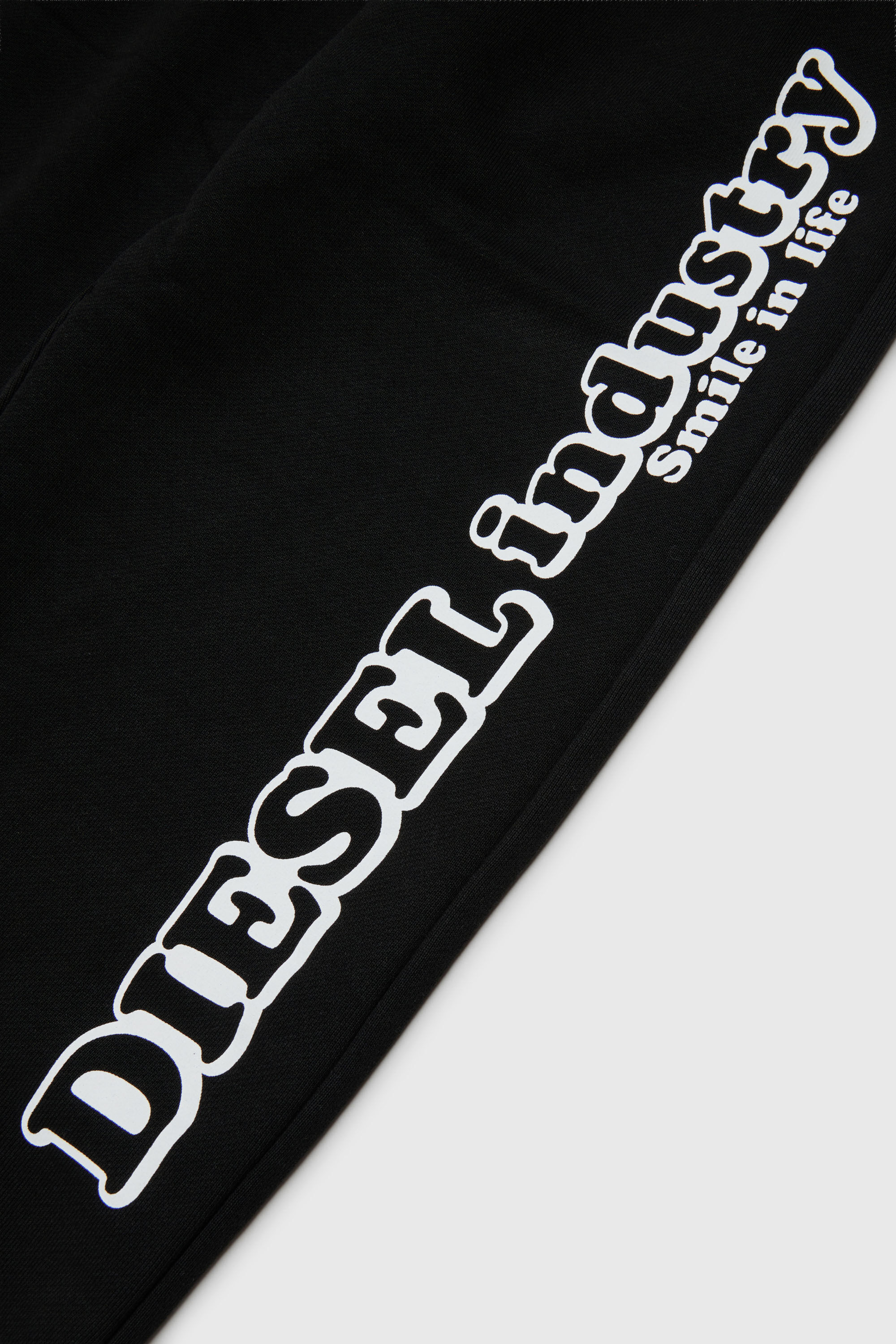 Diesel - PLODIM, Pantalon de surv&ecirc;tement en coton avec imprim&eacute; Diesel Industry Homme in Noir - 4