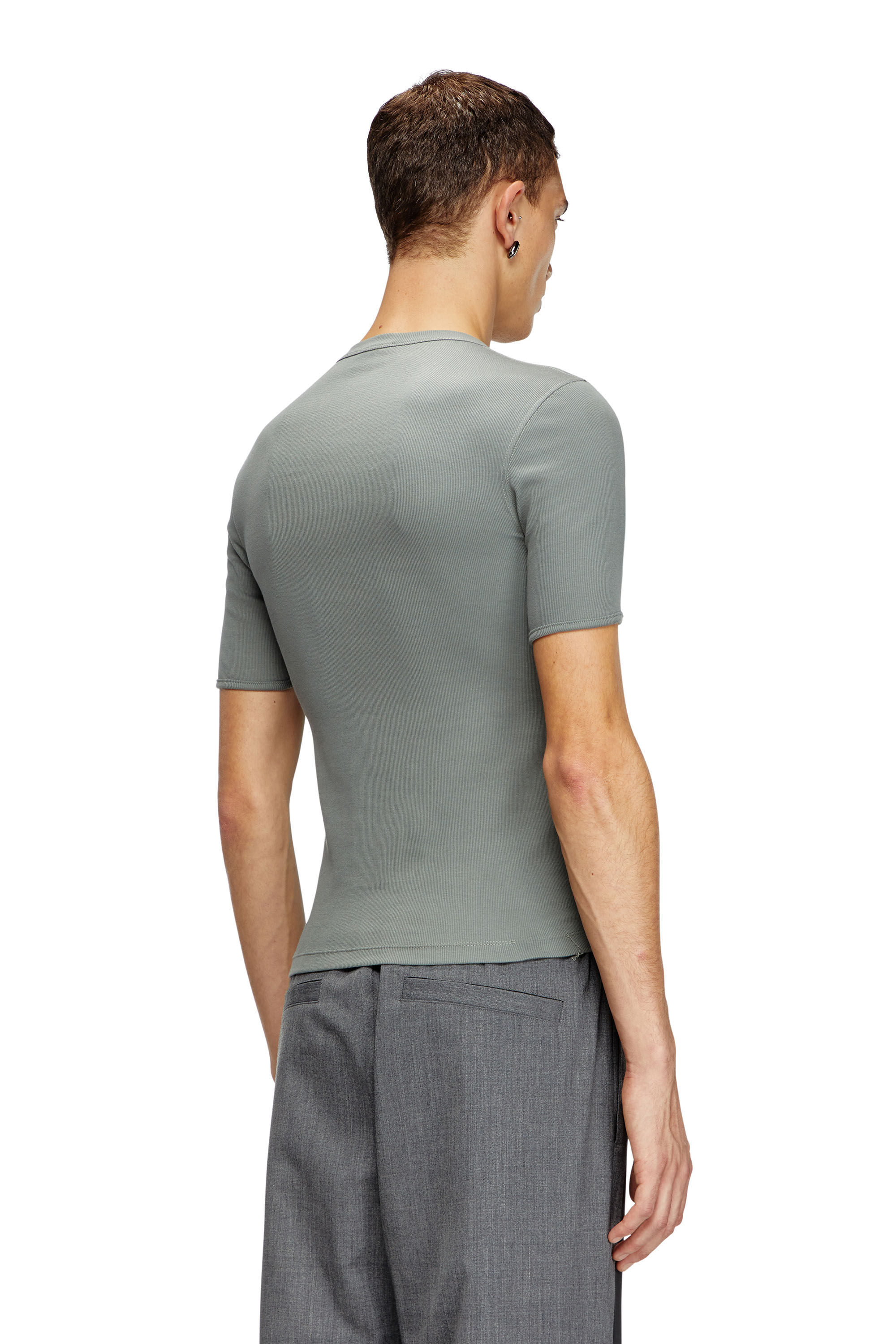Diesel - T-RIBBER-DD, T-shirt Henley avec devant enduit Mixte in Gris - 4