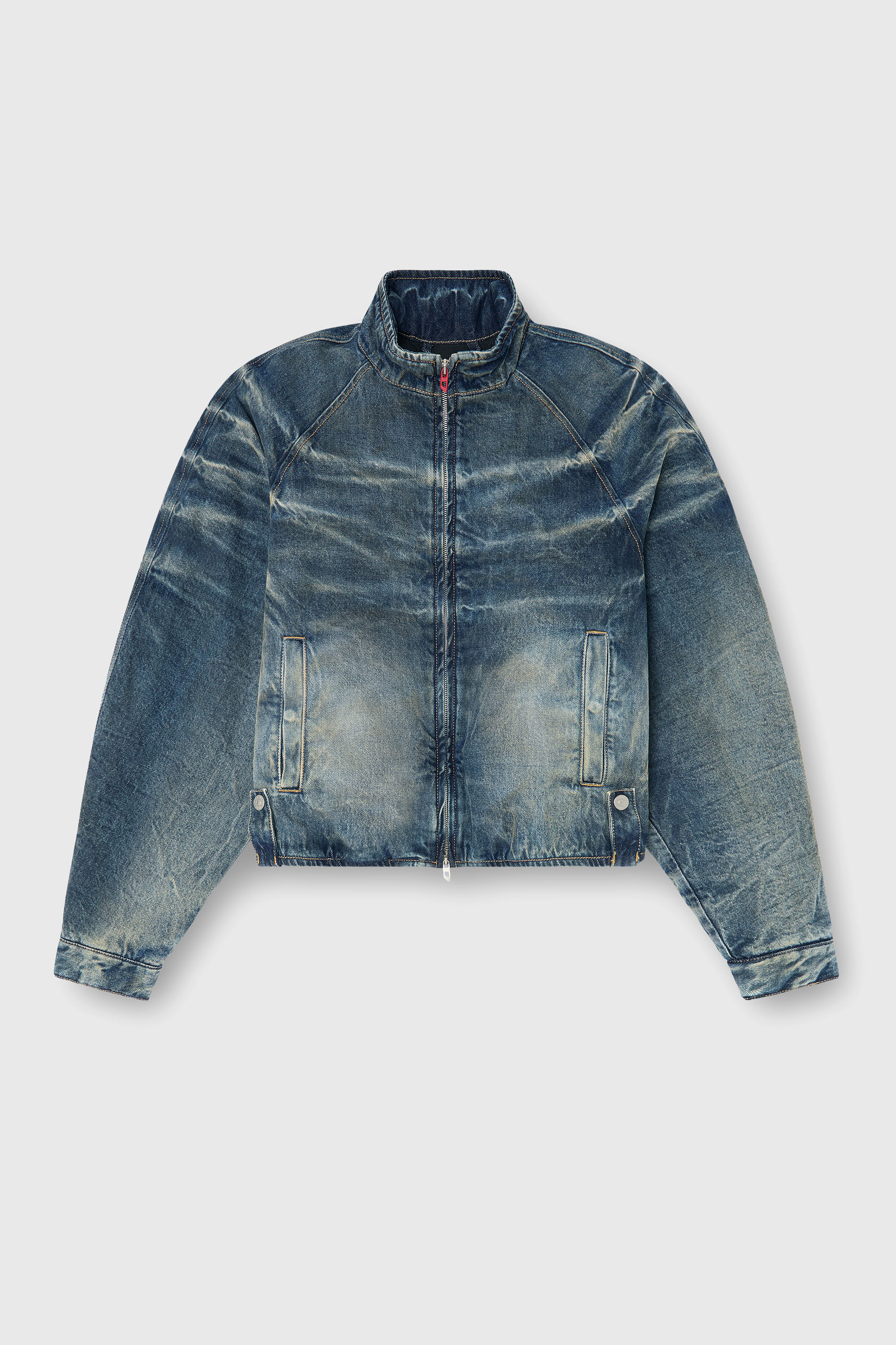 Diesel - DE-BARUS-FSJ1, Veste matelass&eacute;e en denim froiss&eacute; effet us&eacute; Femme in Bleu - 2