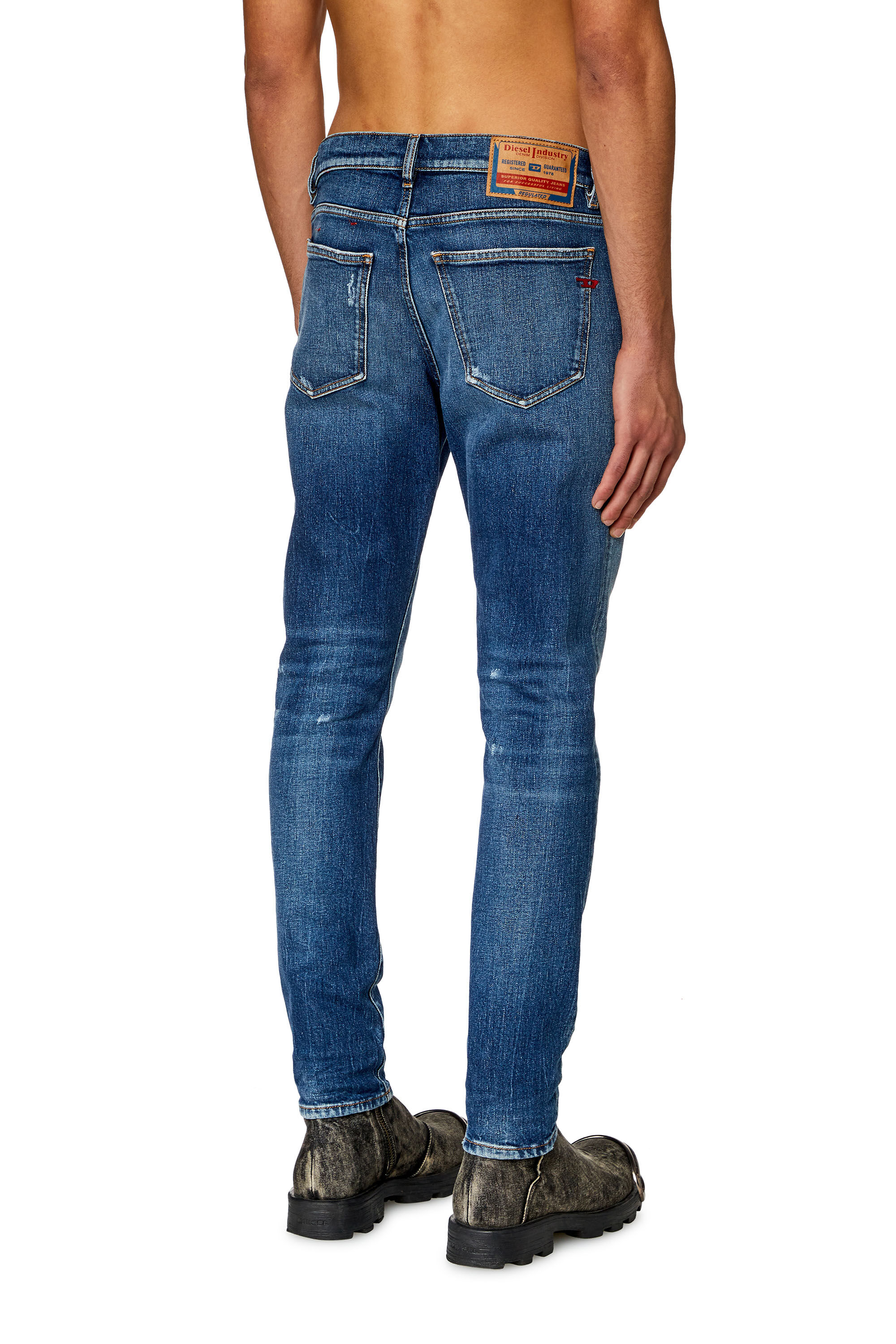 Diesel - Slim Jeans 2019 D-Strukt 007T3, Bleu moyen - Image 4