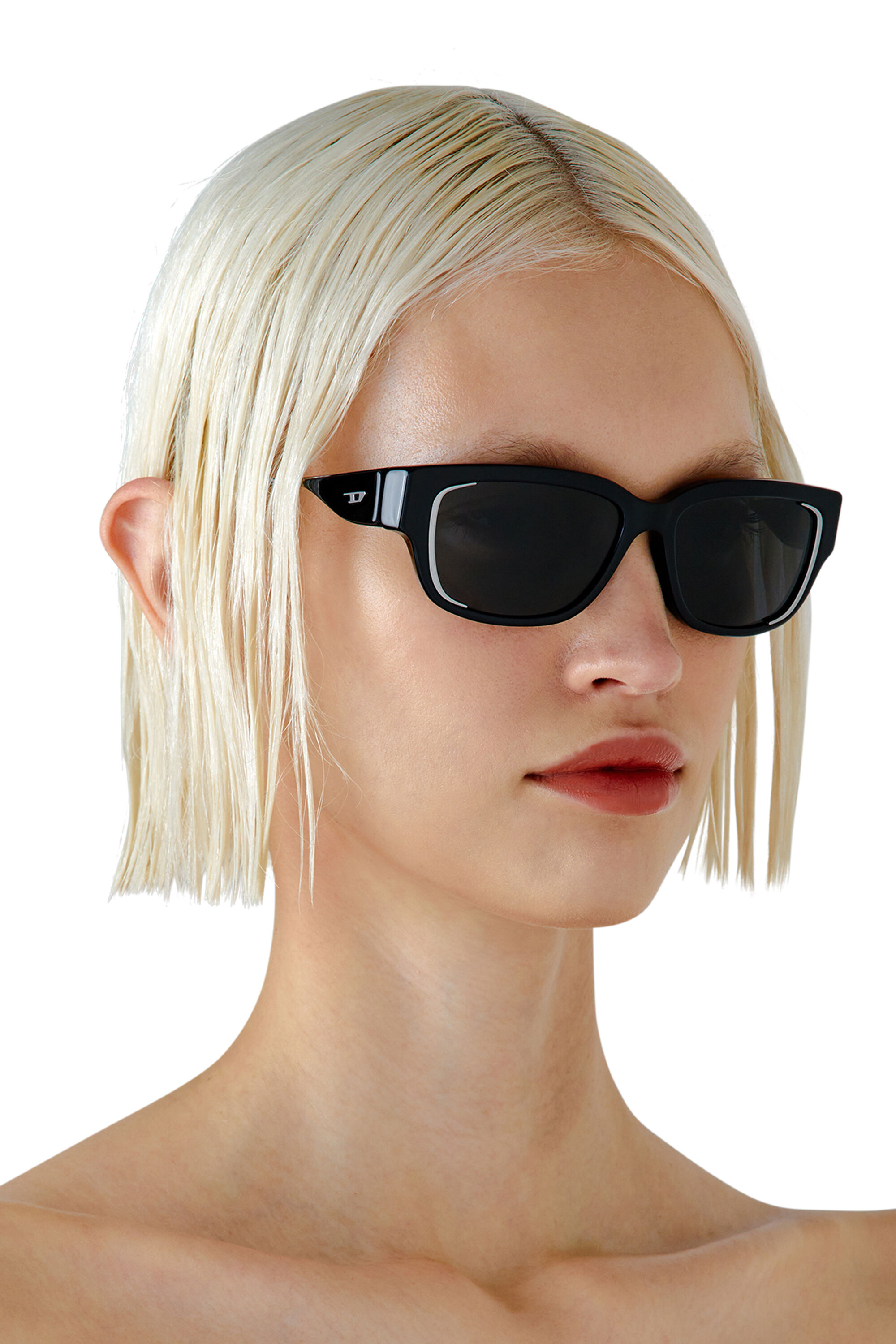 Lunettes de soleil de style essentiel Femme 0DL2002 Diesel