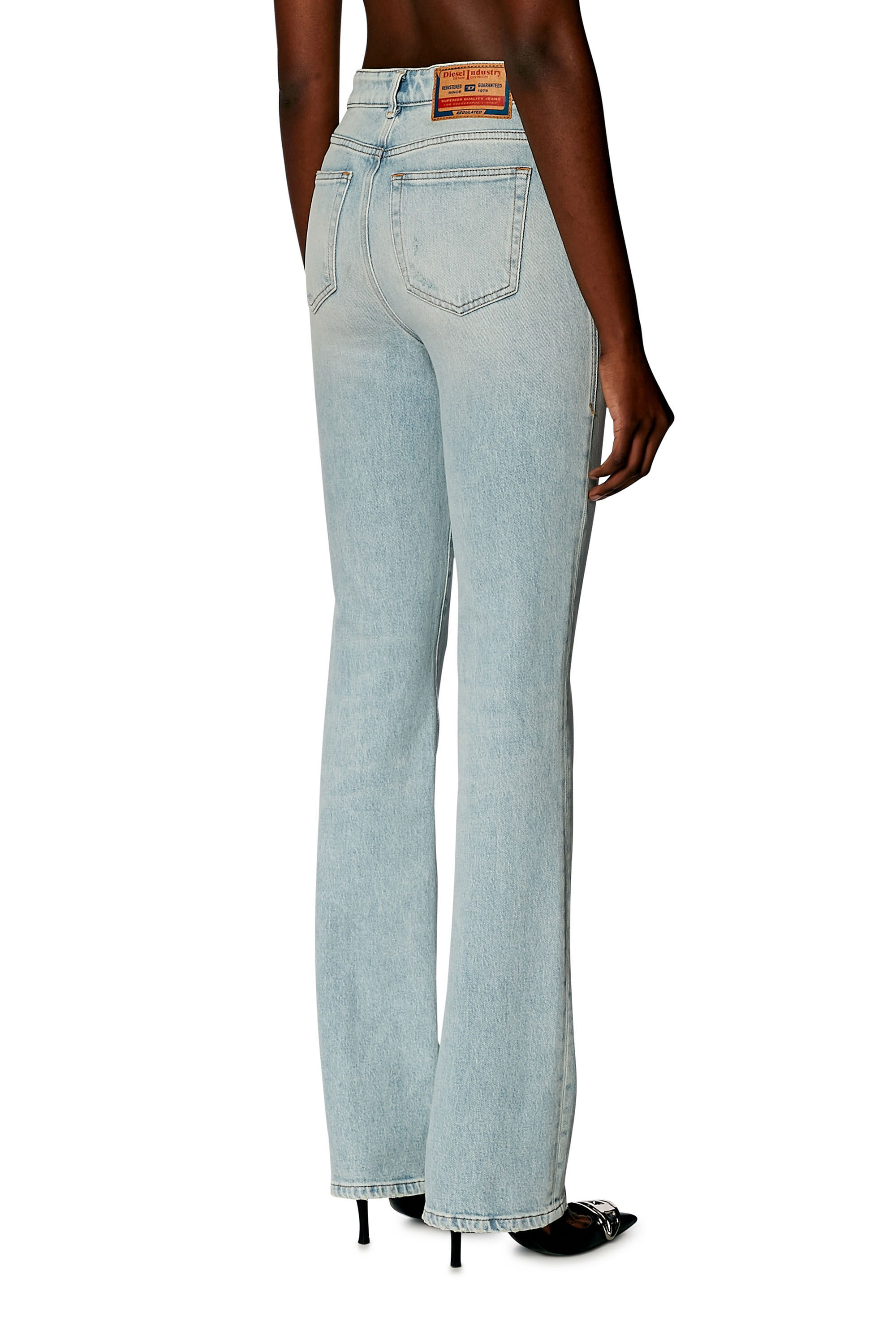 Diesel - Bootcut Jeans 2003 D-Escription 09H41 Femme, Bleu Clair - Image 2