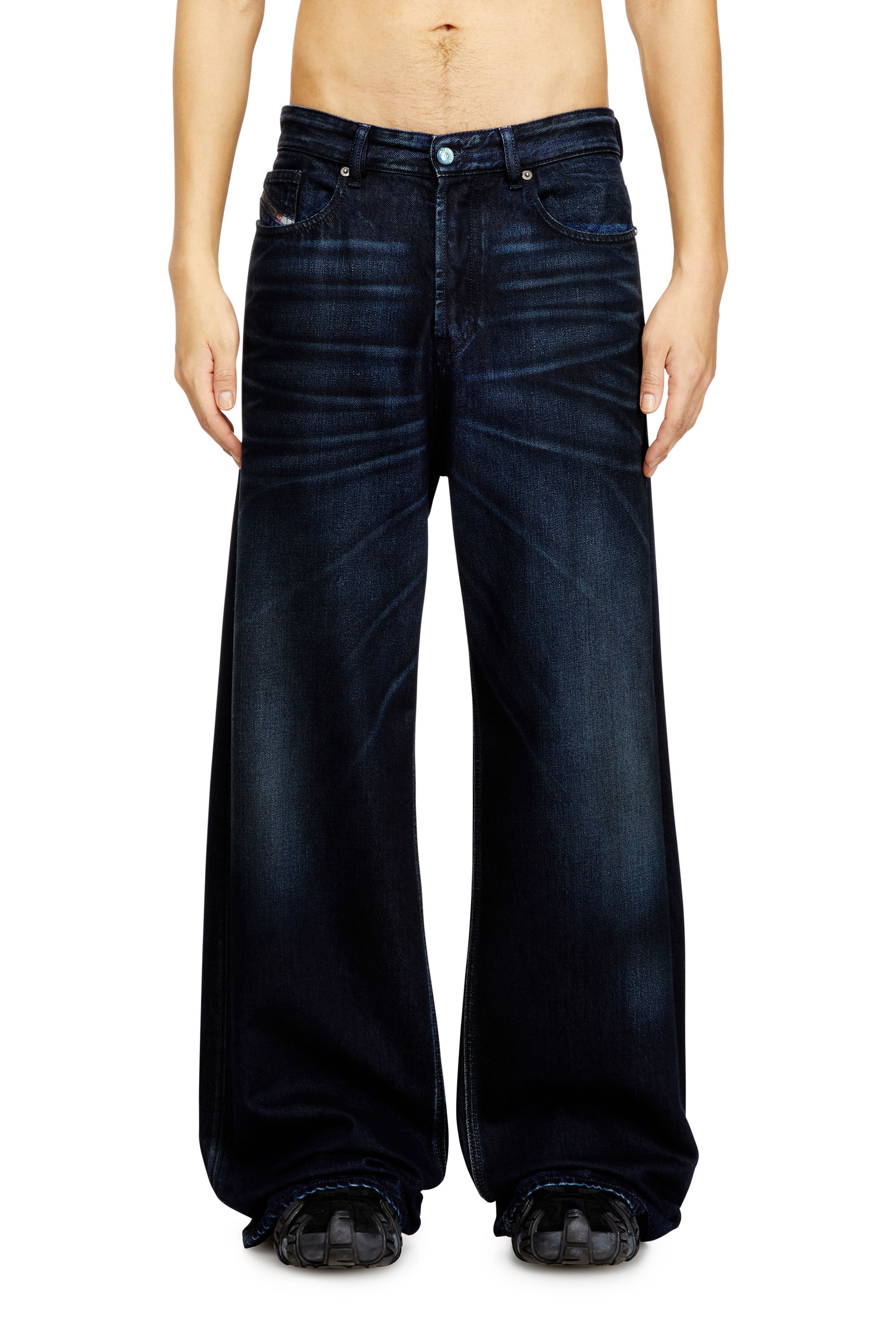 Diesel - Relaxed Jeans D-Rise 09N21 Homme, Bleu Foncé - Image 3