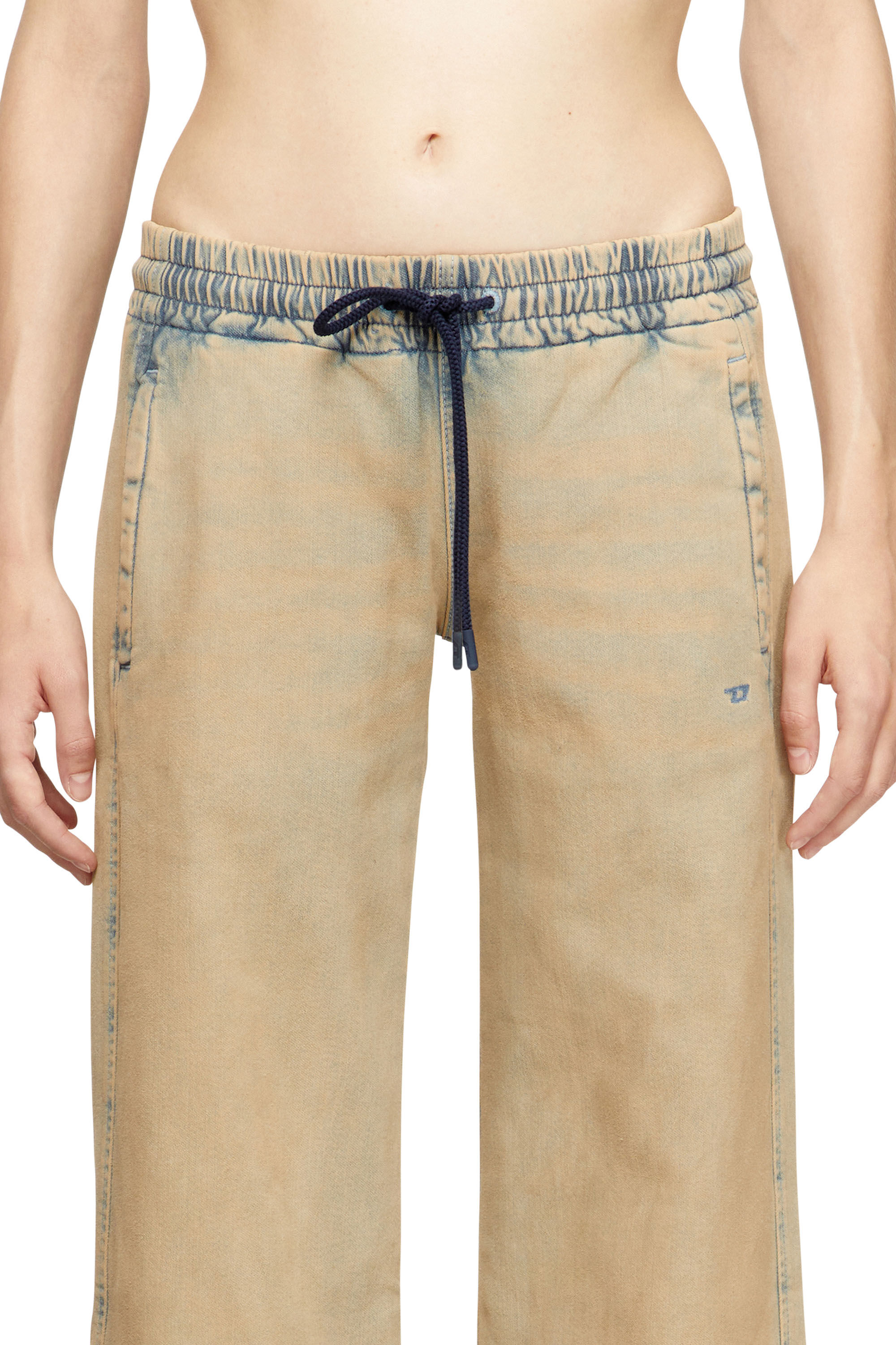 Diesel - Relaxed 2078 D-Ainty Joggjeans® 09M33 Femme, Bleu/Beige - Image 5