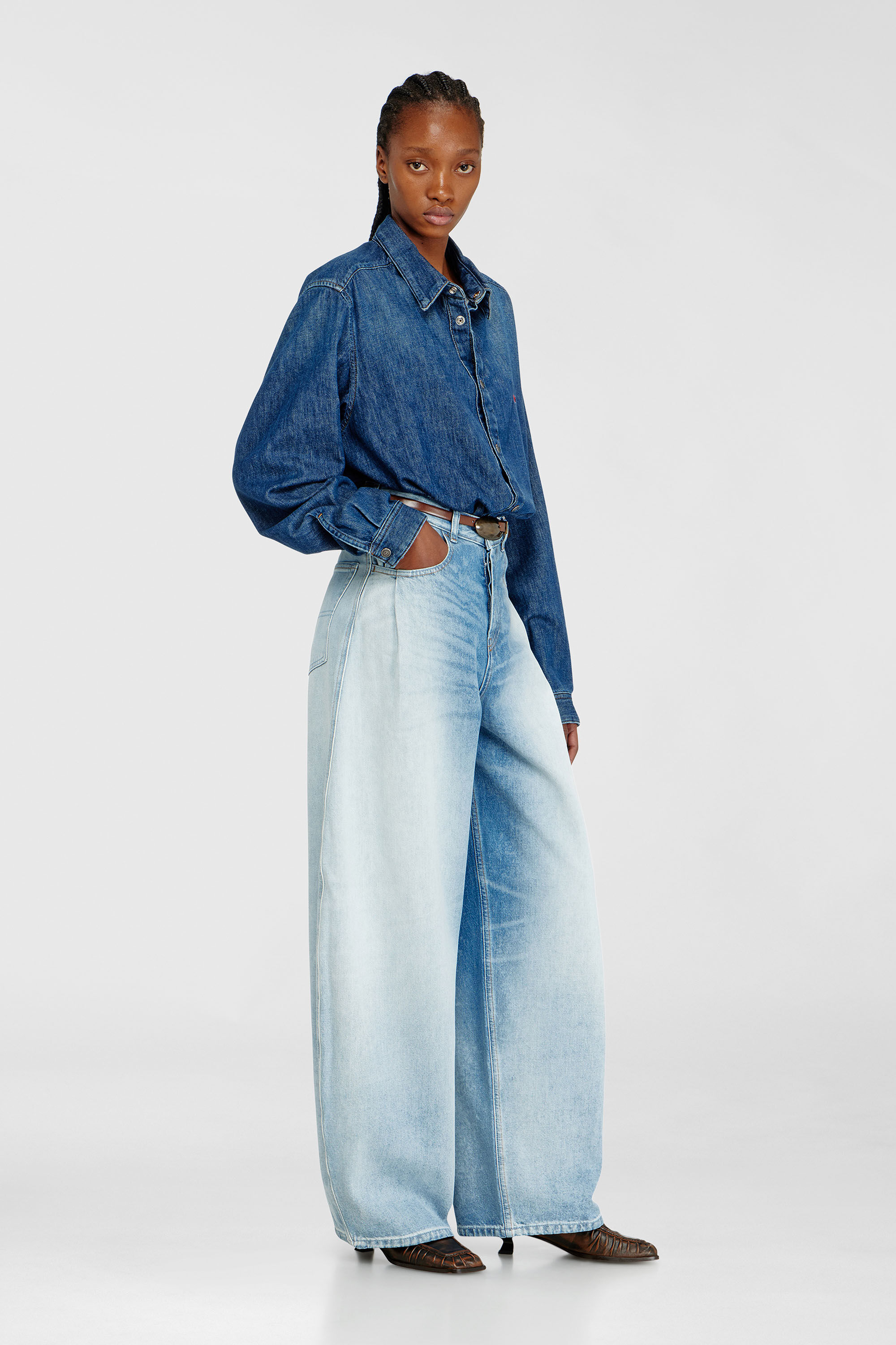 Diesel - Relaxed Jeans 1987 D-Khelz 007EE Femme, Bleu Clair - Image 2