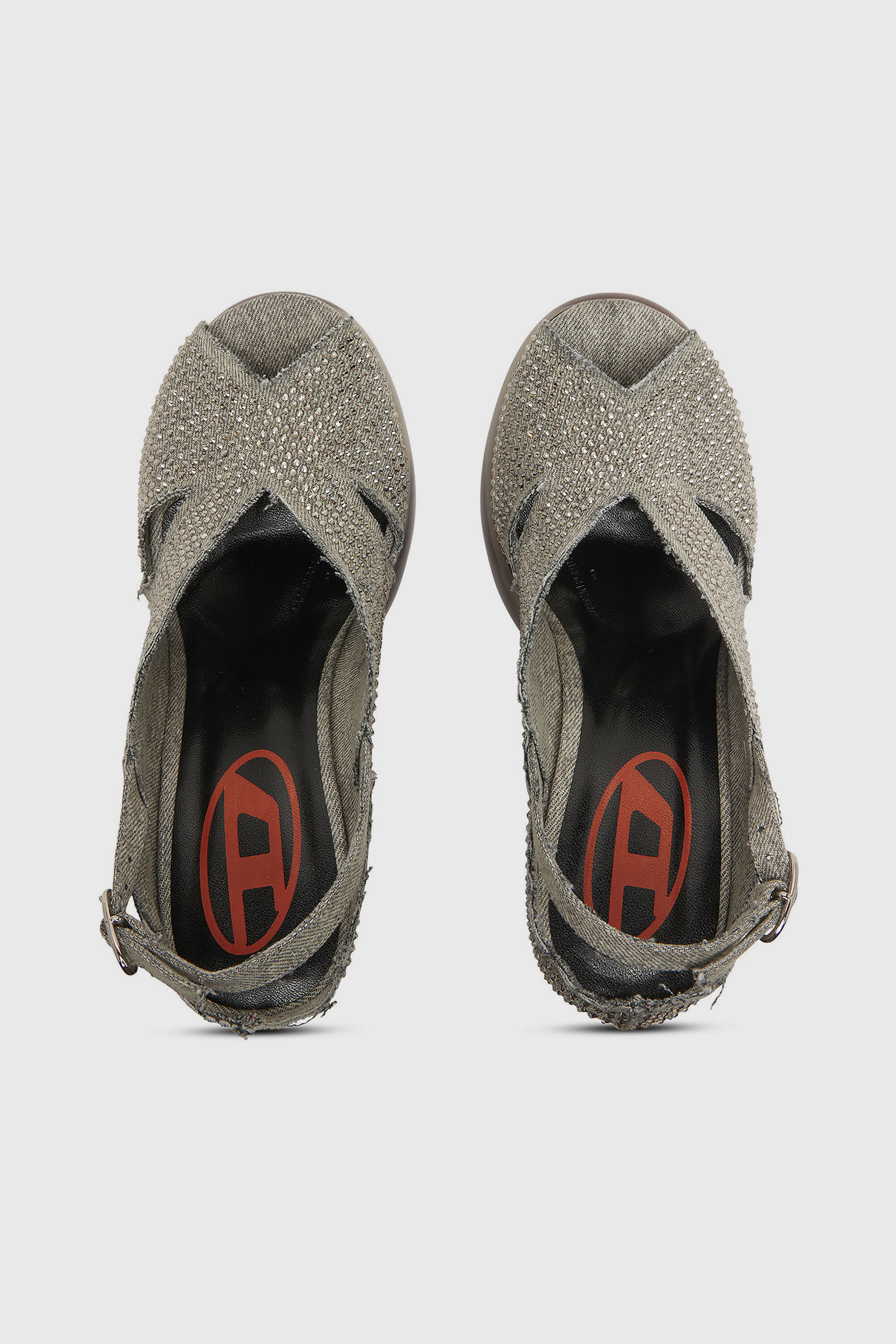 Diesel - D-LAKE PLATFORM SDL, D-Lake-Sandales &agrave; plateforme en denim cristallis&eacute; et plexiglas Femme in Gris - 4