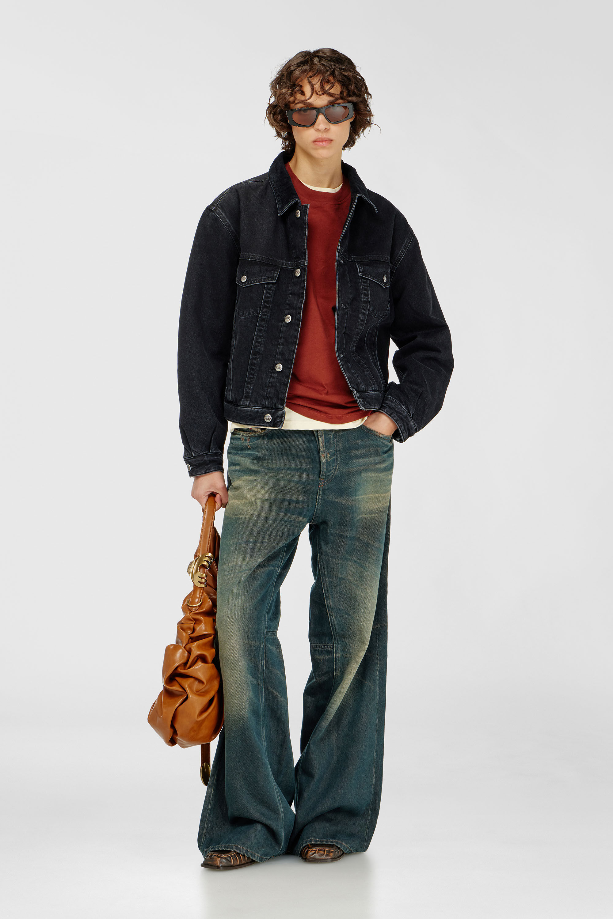 Diesel - D-RANGER-T, Veste rembourr&eacute;e de camionneur en denim Mixte in Noir - 7