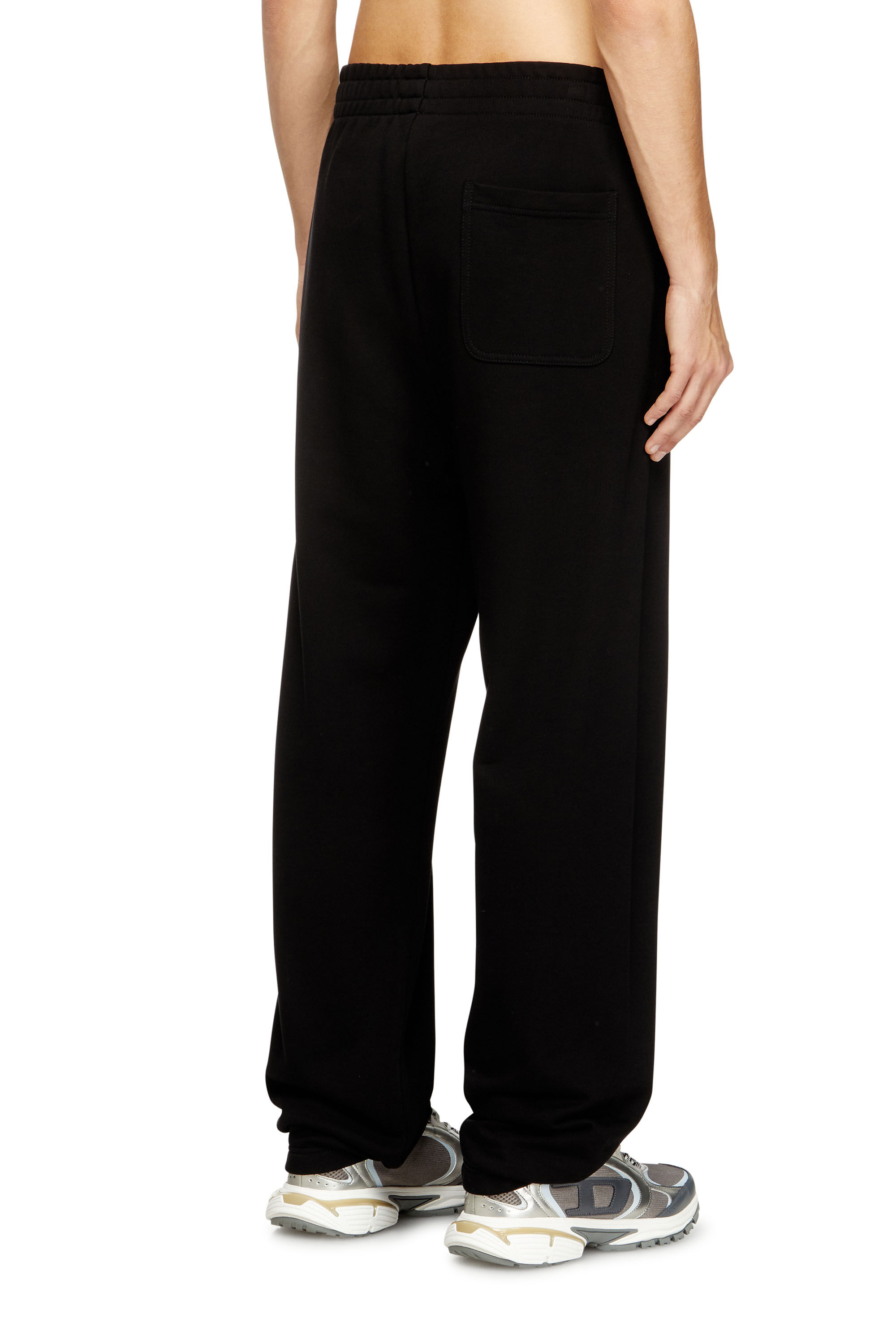 Diesel - P-MARKY-DIV, Pantalon de survêtement en coton avec patch Diesel Homme in Noir - 4