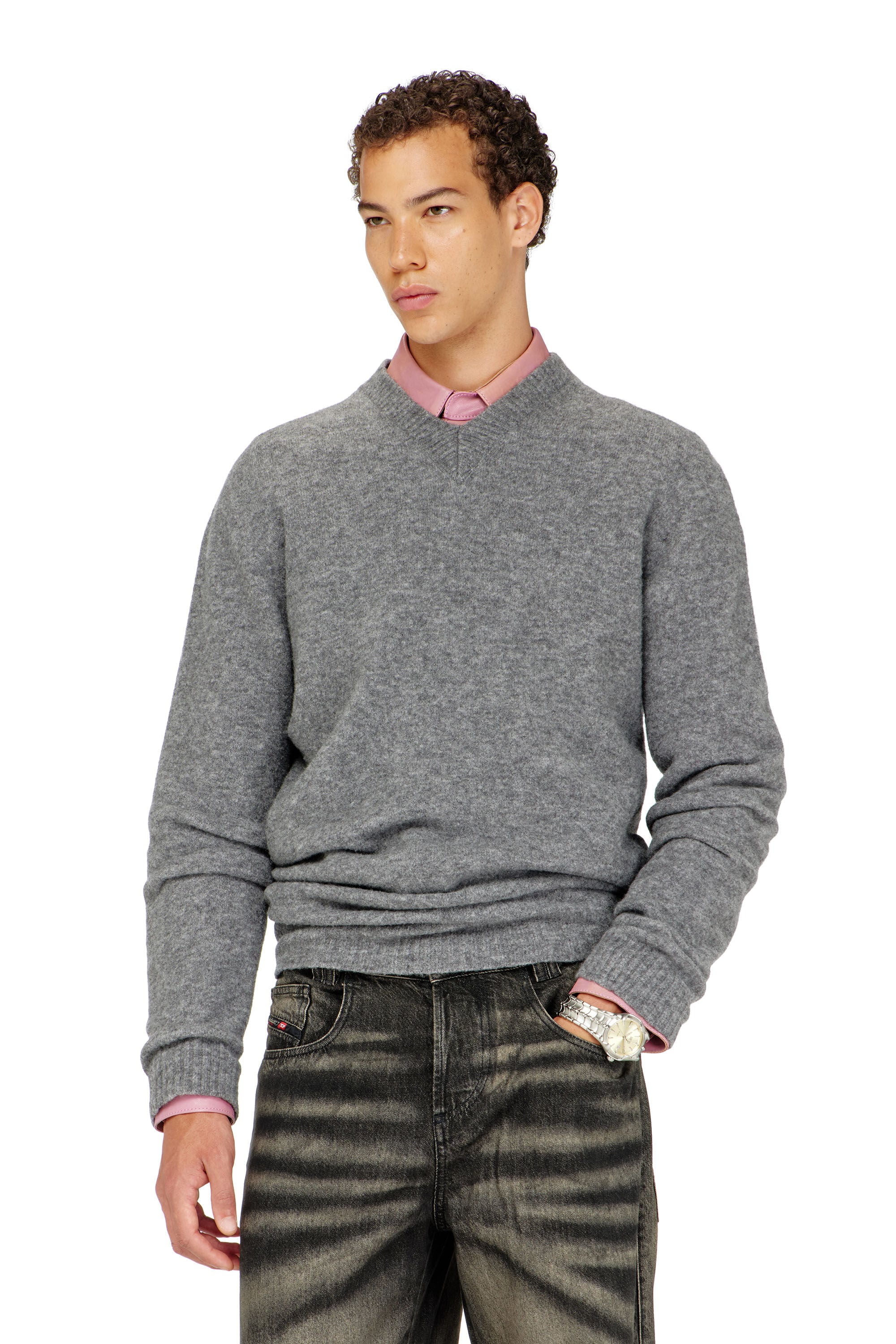 Diesel - K-ANDIE, Pull en maille foul&eacute;e froiss&eacute;e &agrave; col en V Homme in ToBeDefined - 2