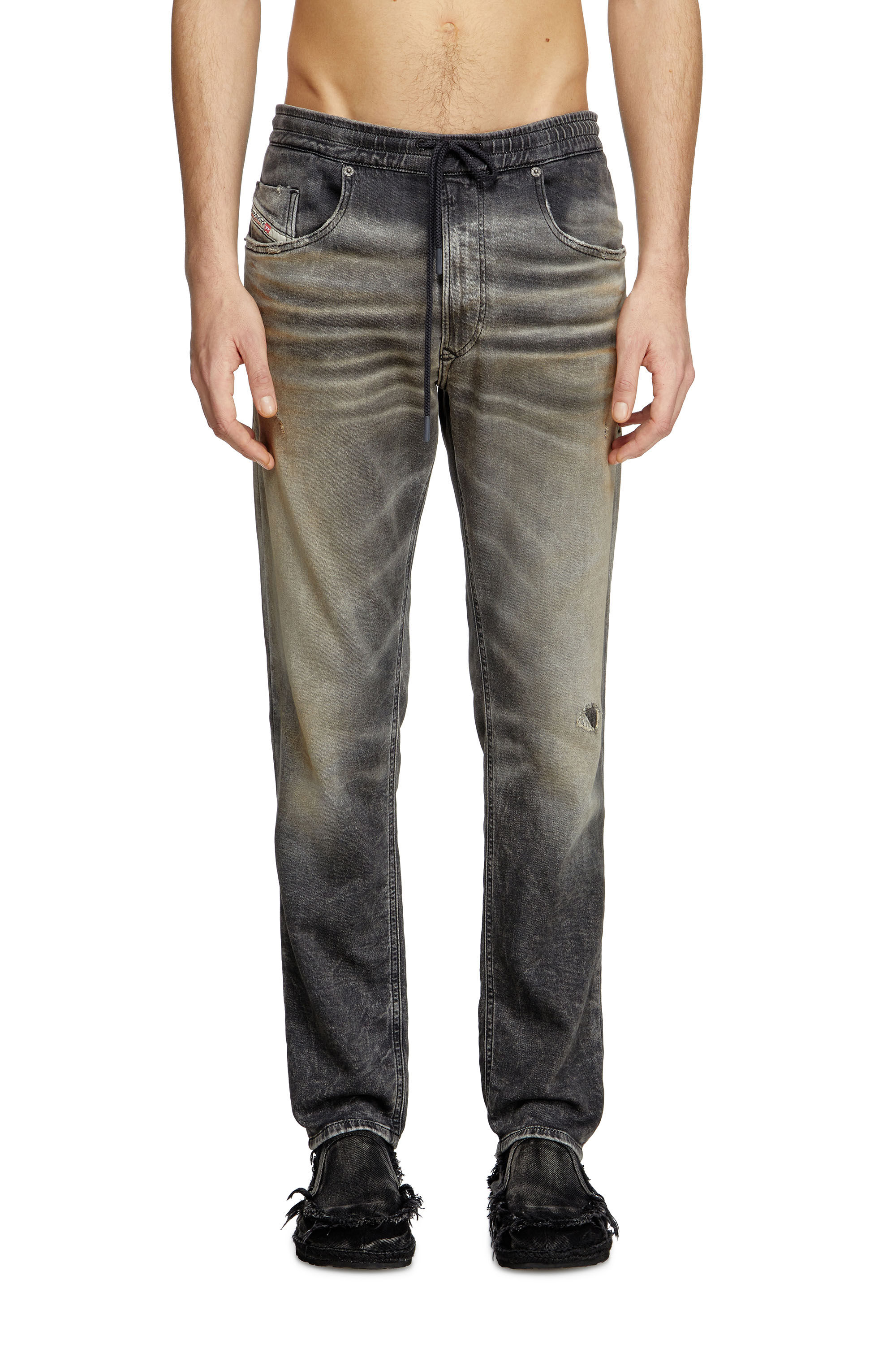 Diesel - Regular 2030 D-Krooley Joggjeans® 068PG Homme, Gris Clair - Image 3