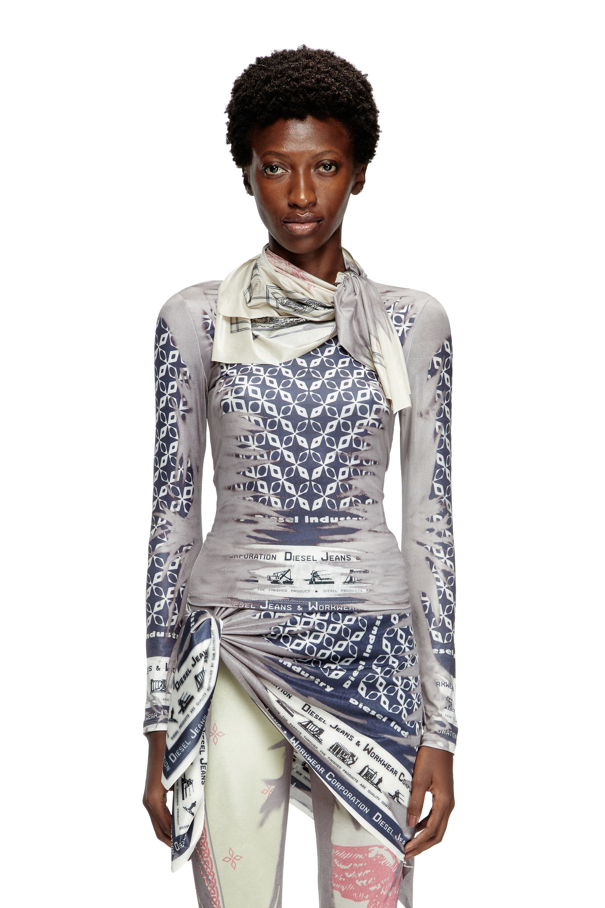 Diesel - T-ANDA, Top avec col noué style bandana Femme in Polychrome - 3