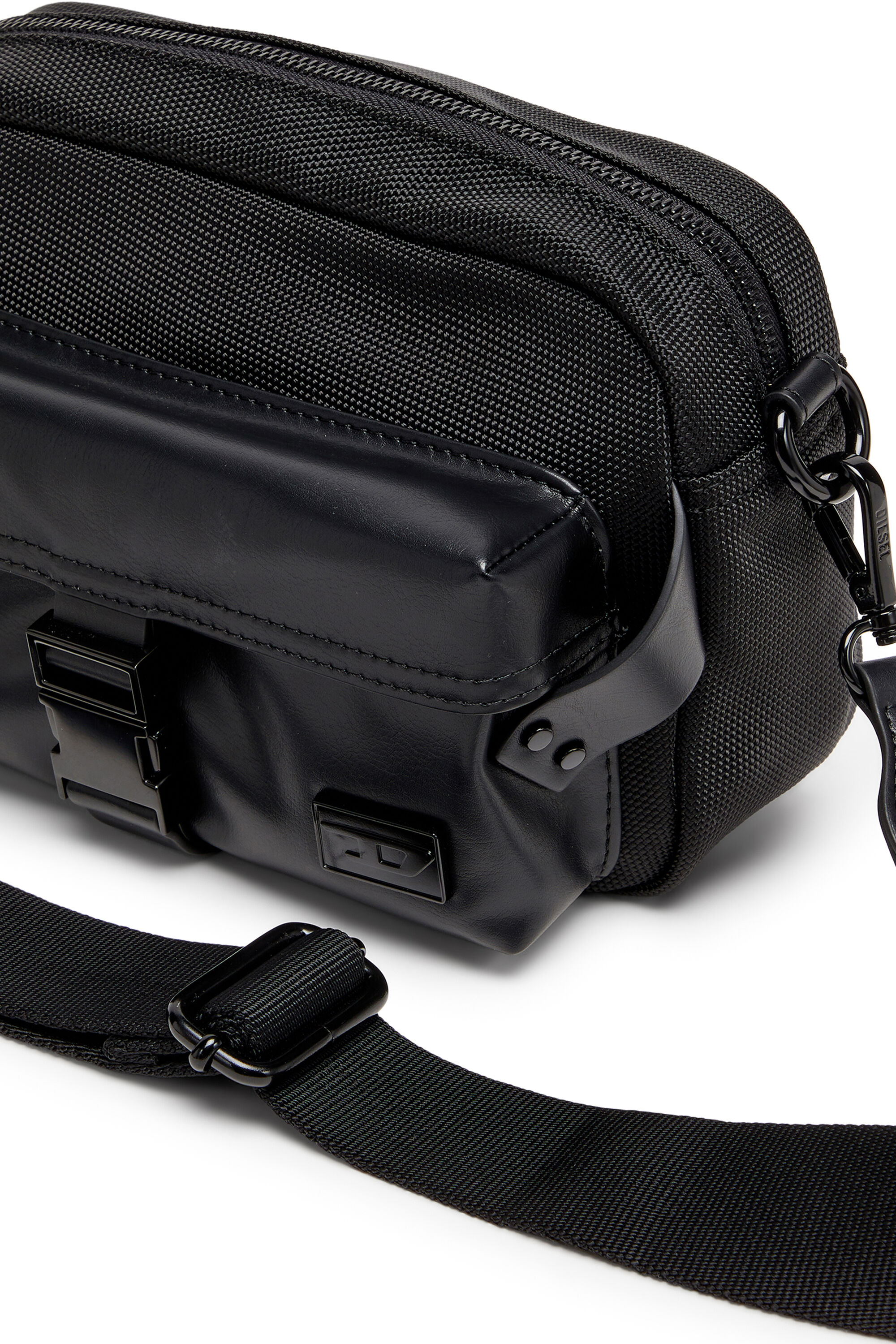 Diesel - MULTI-PKTS CAMERA BAG X, Multi-Pkts - Sac bandouli&egrave;re en nylon avec poche &agrave; rabat Mixte in Noir - 5