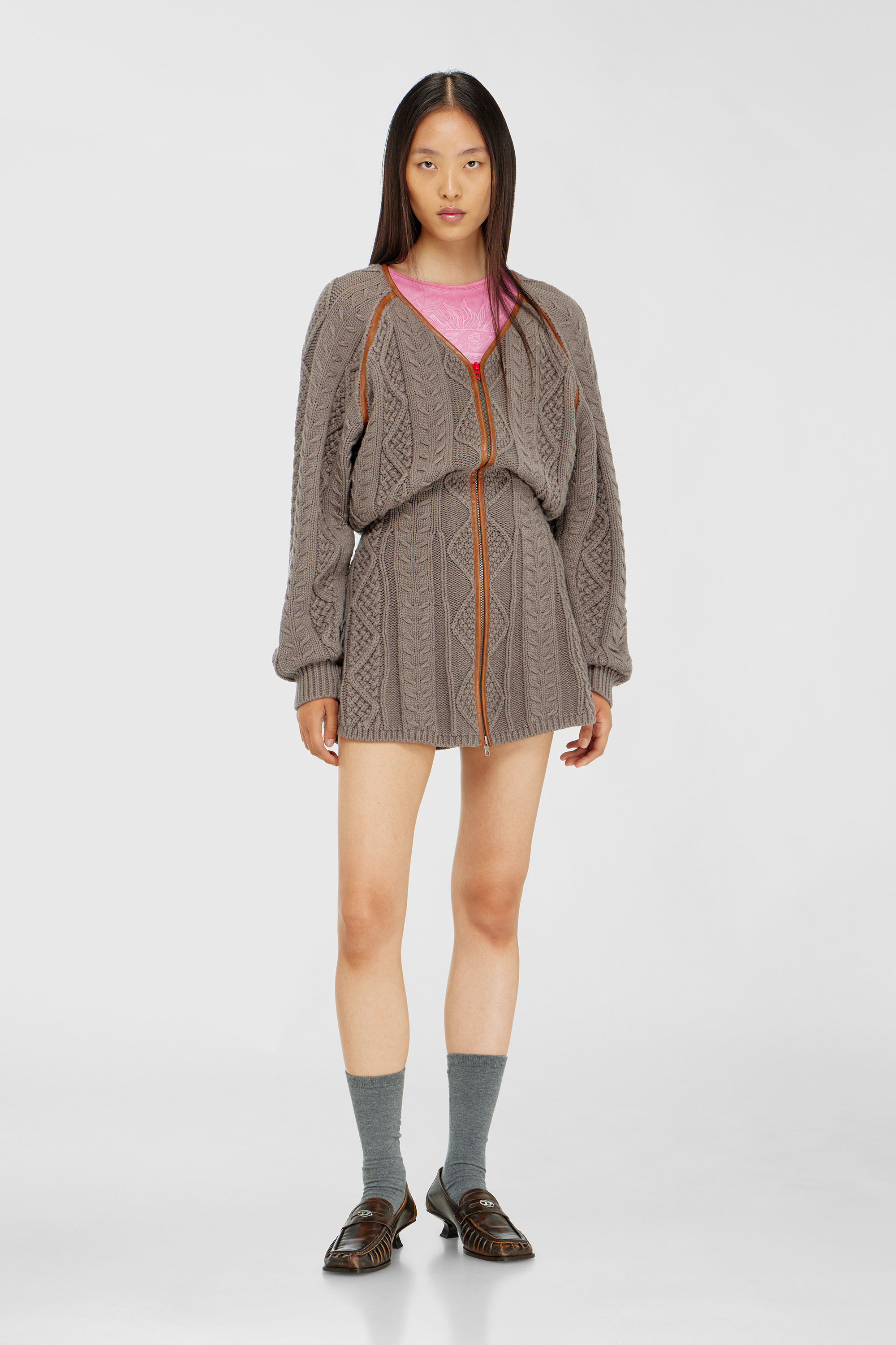 Diesel - M-INTESSE, Robe cardigan courte en maille torsad&eacute;e Femme in Gris - 3