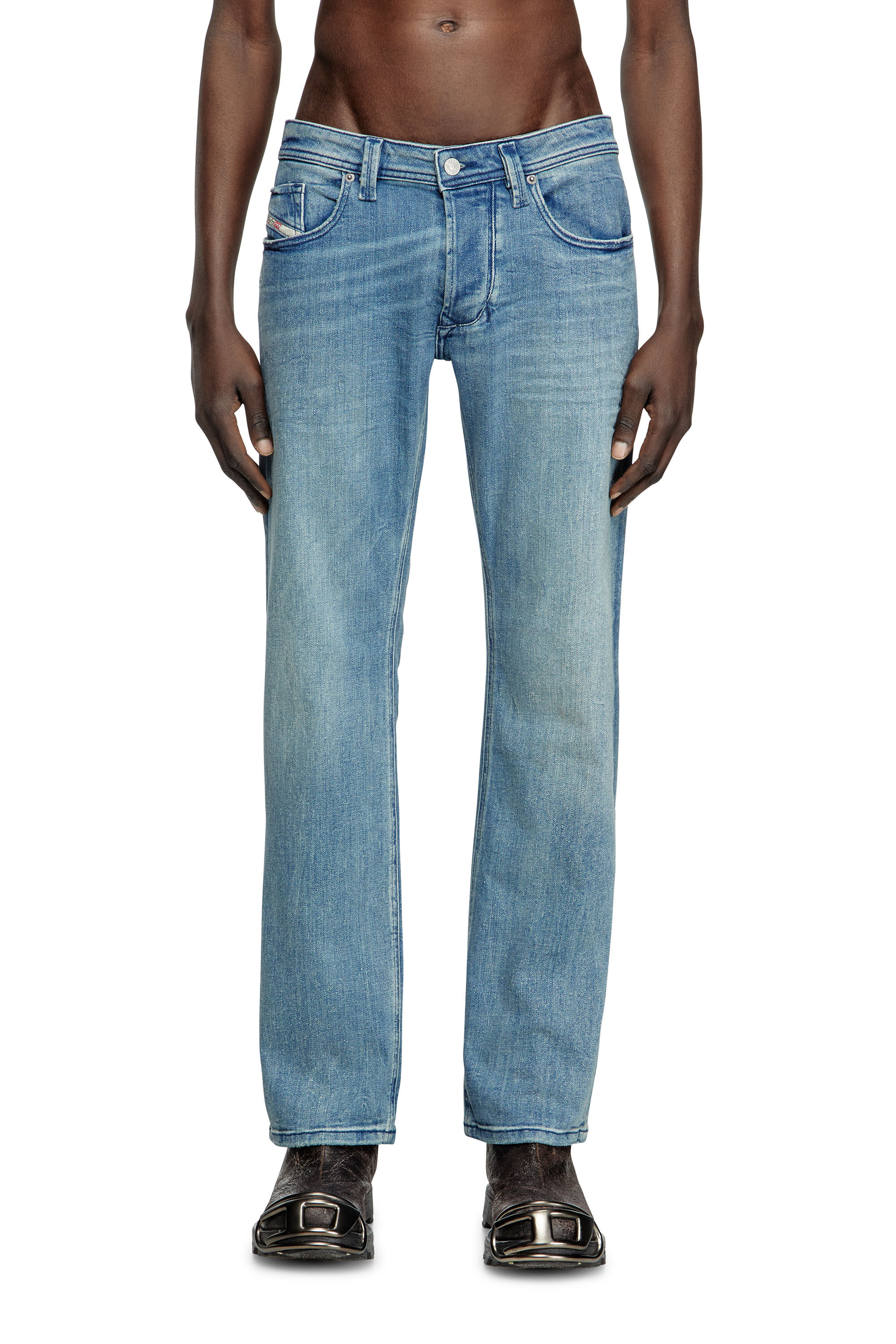 Diesel - Regular Jeans 1985 Larkee 0BMBW Homme, Bleu moyen - Image 3