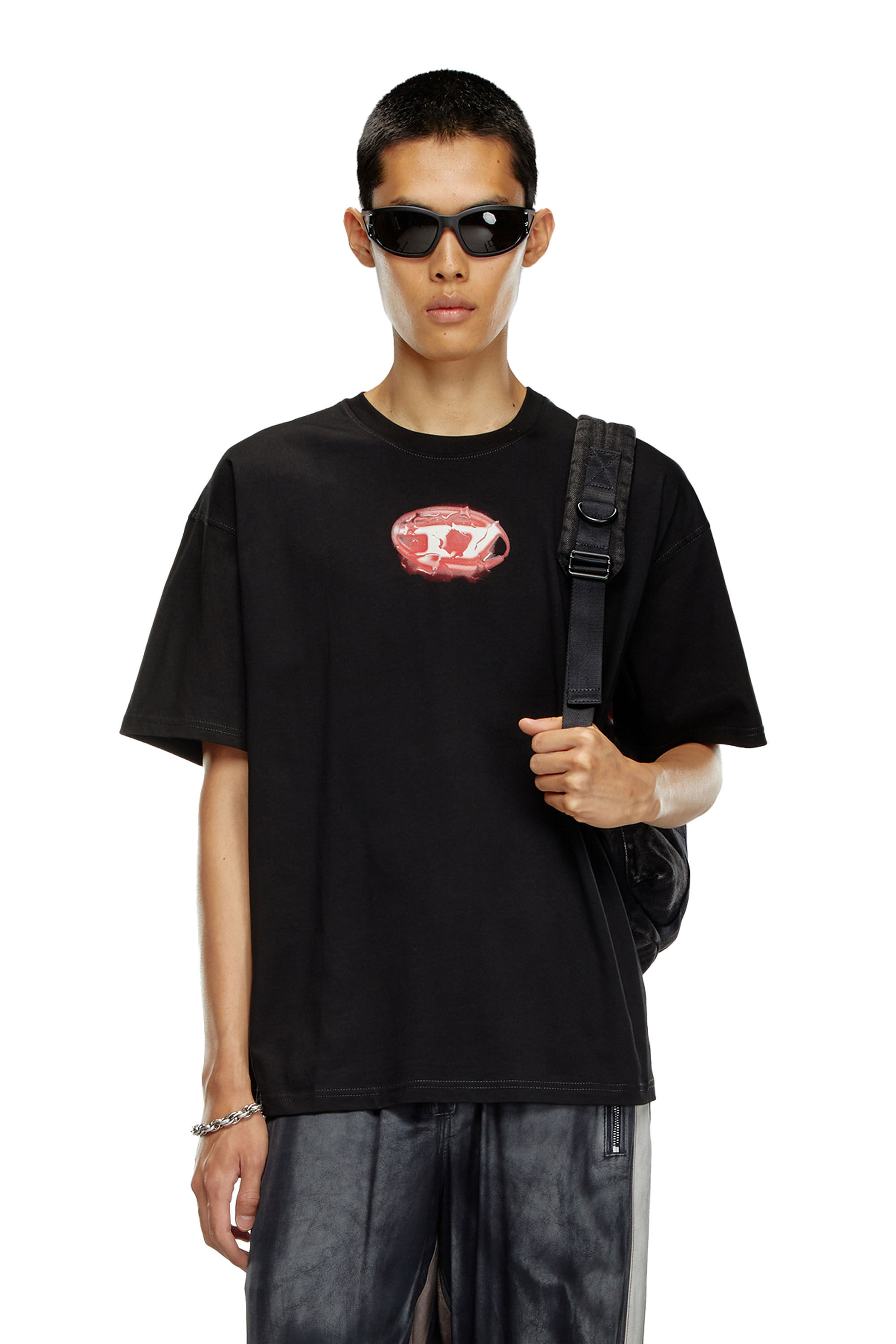 Diesel - T-BOXT-K3, Man's T-shirt with glowing-effect logo in Black - 3