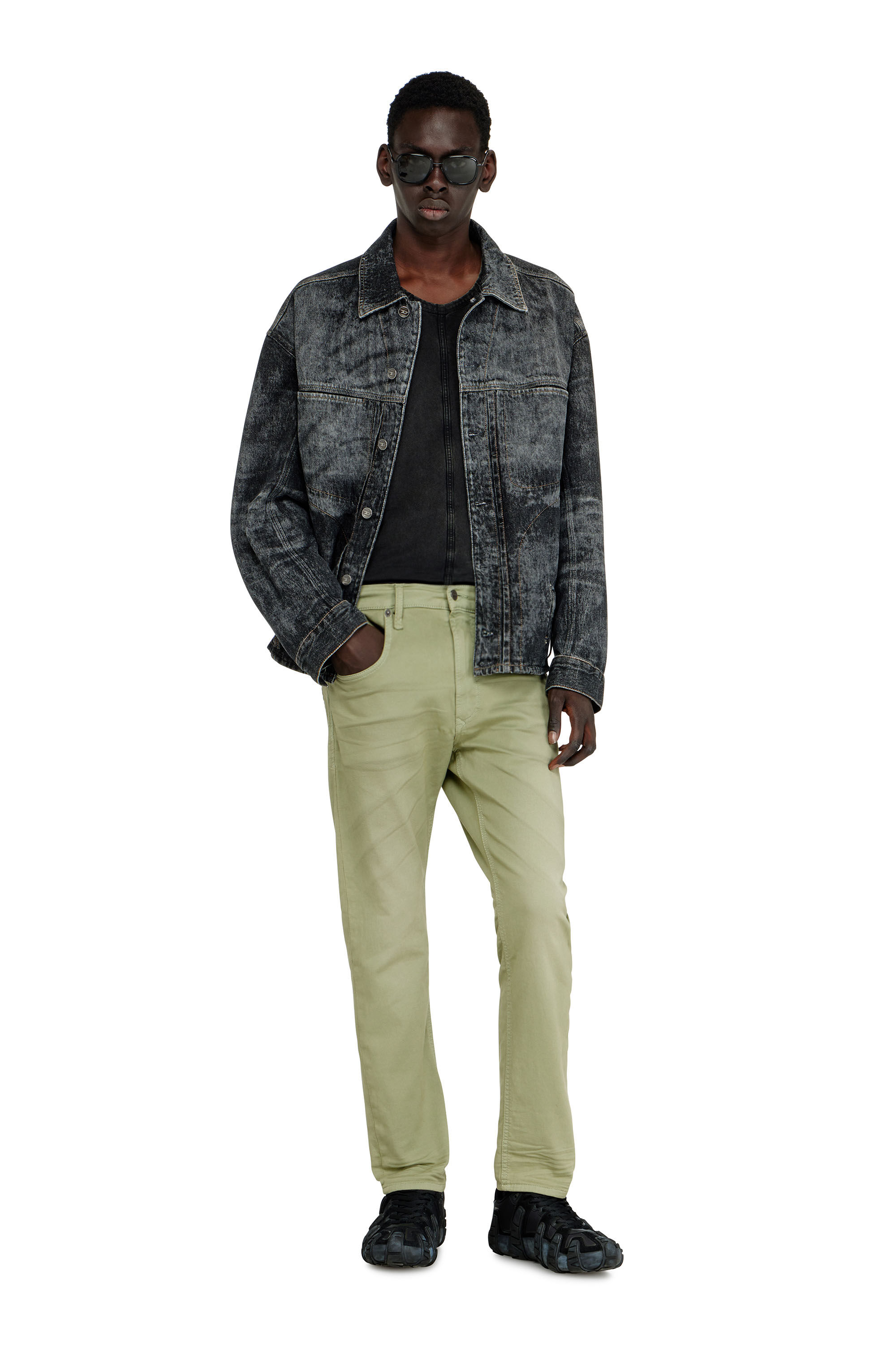 Diesel - Regular 2032 D-Krooley-BW Joggjeans&reg; 0670M Homme, Beige - Image 1