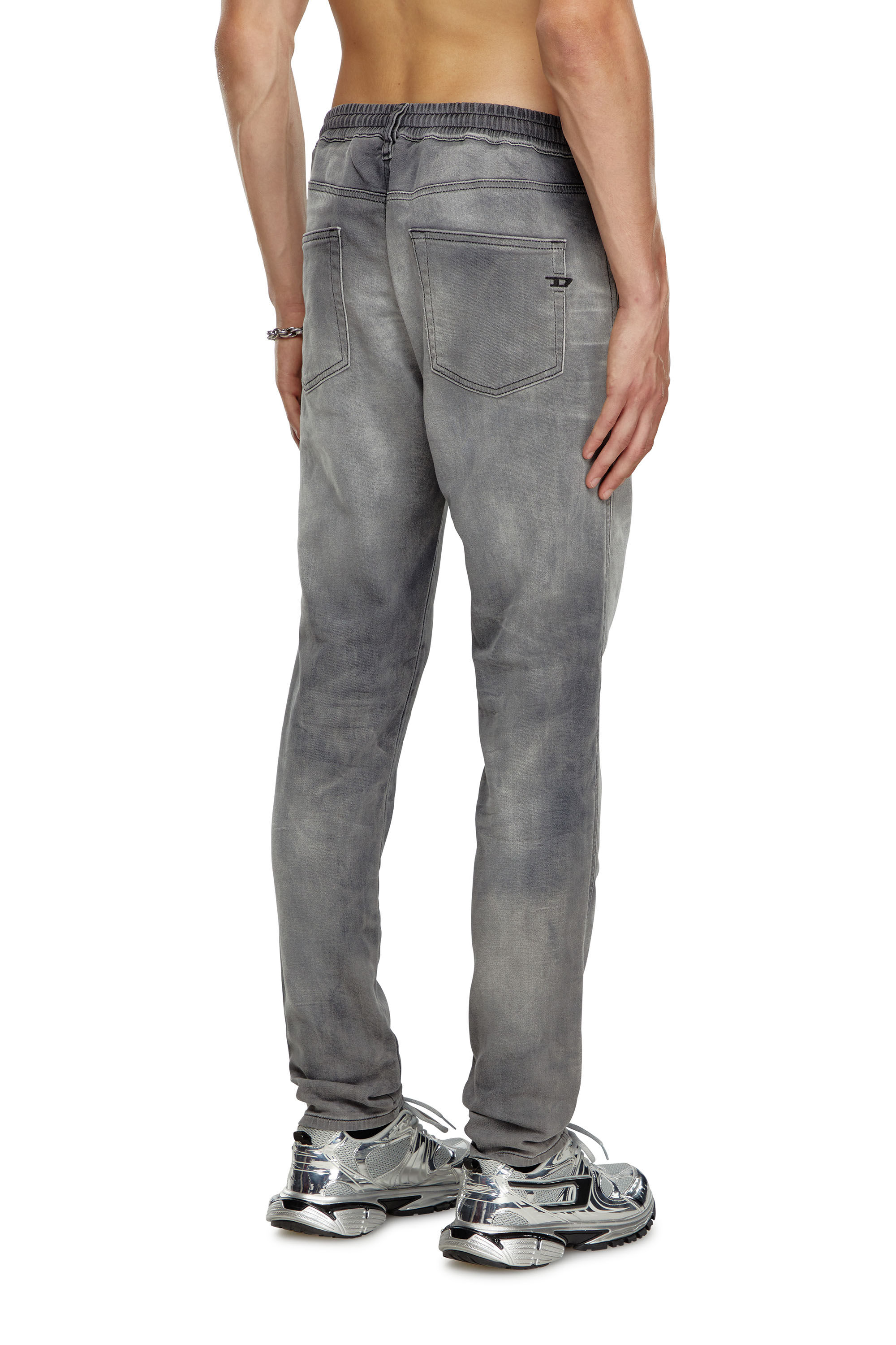 Diesel - Slim 2060 D-Strukt Joggjeans® 068LR Homme, Gris foncé - Image 4