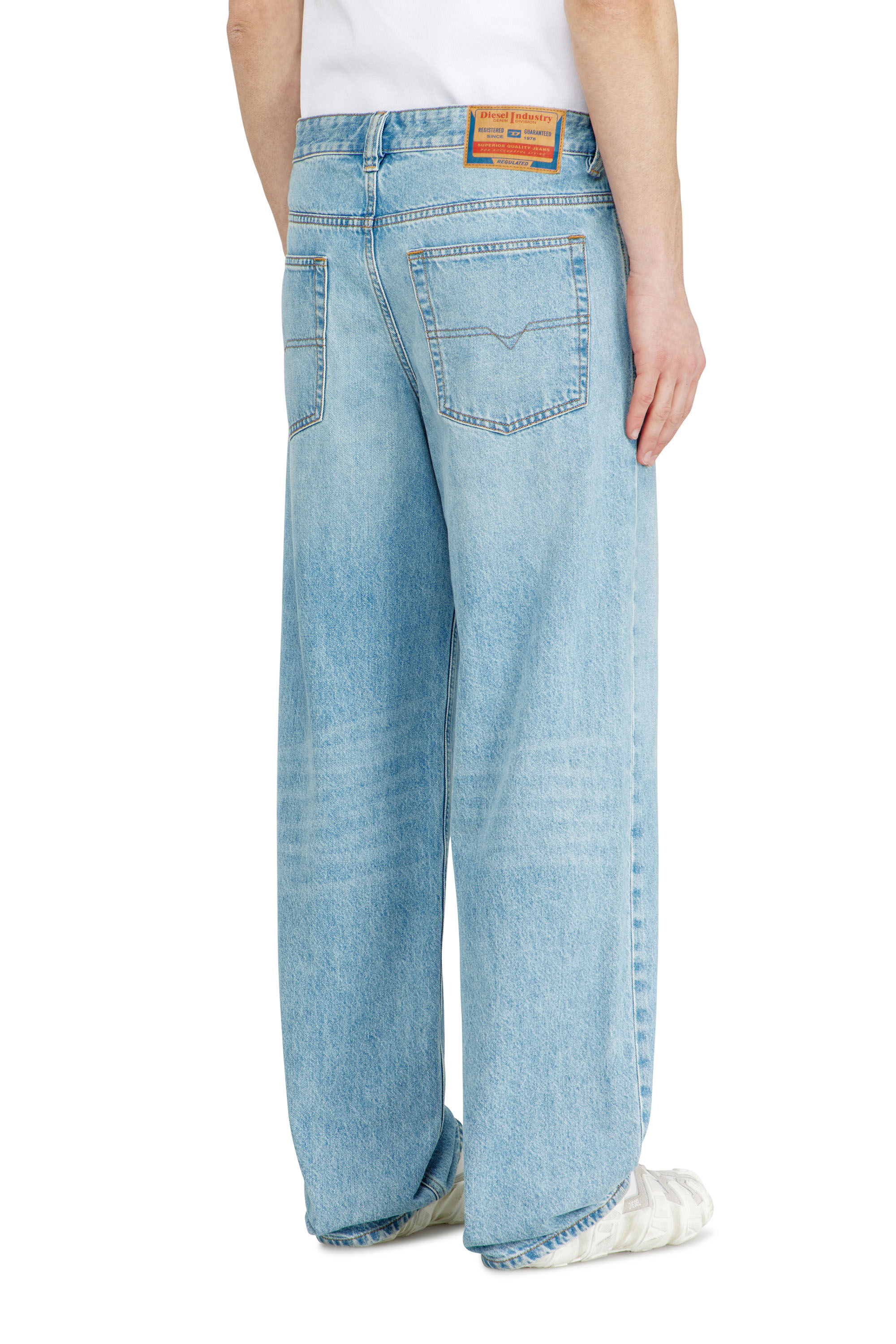 Diesel - Man's Relaxed Jeans 2001 D-Macro 09I29, Light Blue - 5