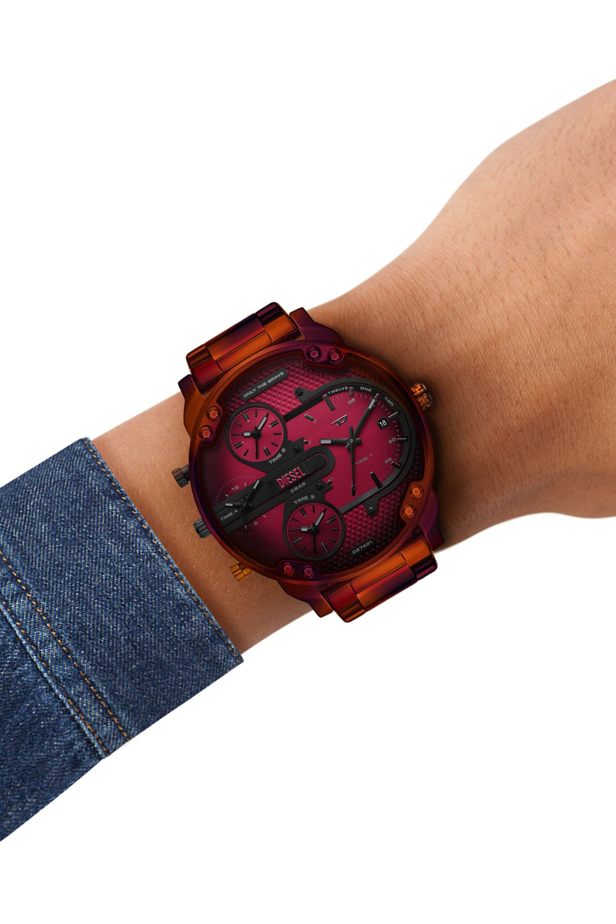 Diesel - DZ7491 WATCH, Montre Mr. Daddy Slim rouge en acier inoxydable Homme in Rouge - 4