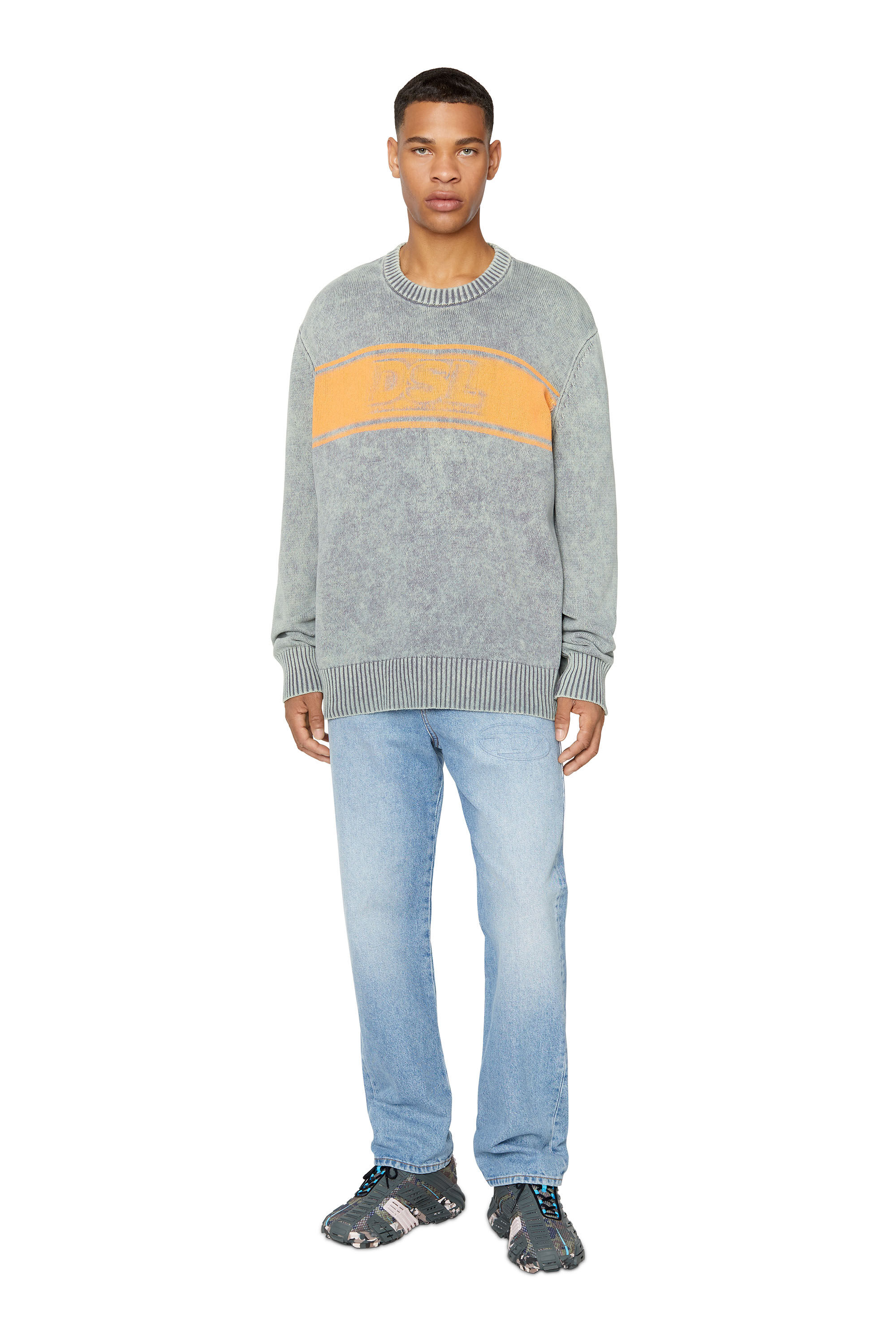 Diesel - 2020 D-Viker 007G6 Straight Jeans, Bleu Clair - Image 1