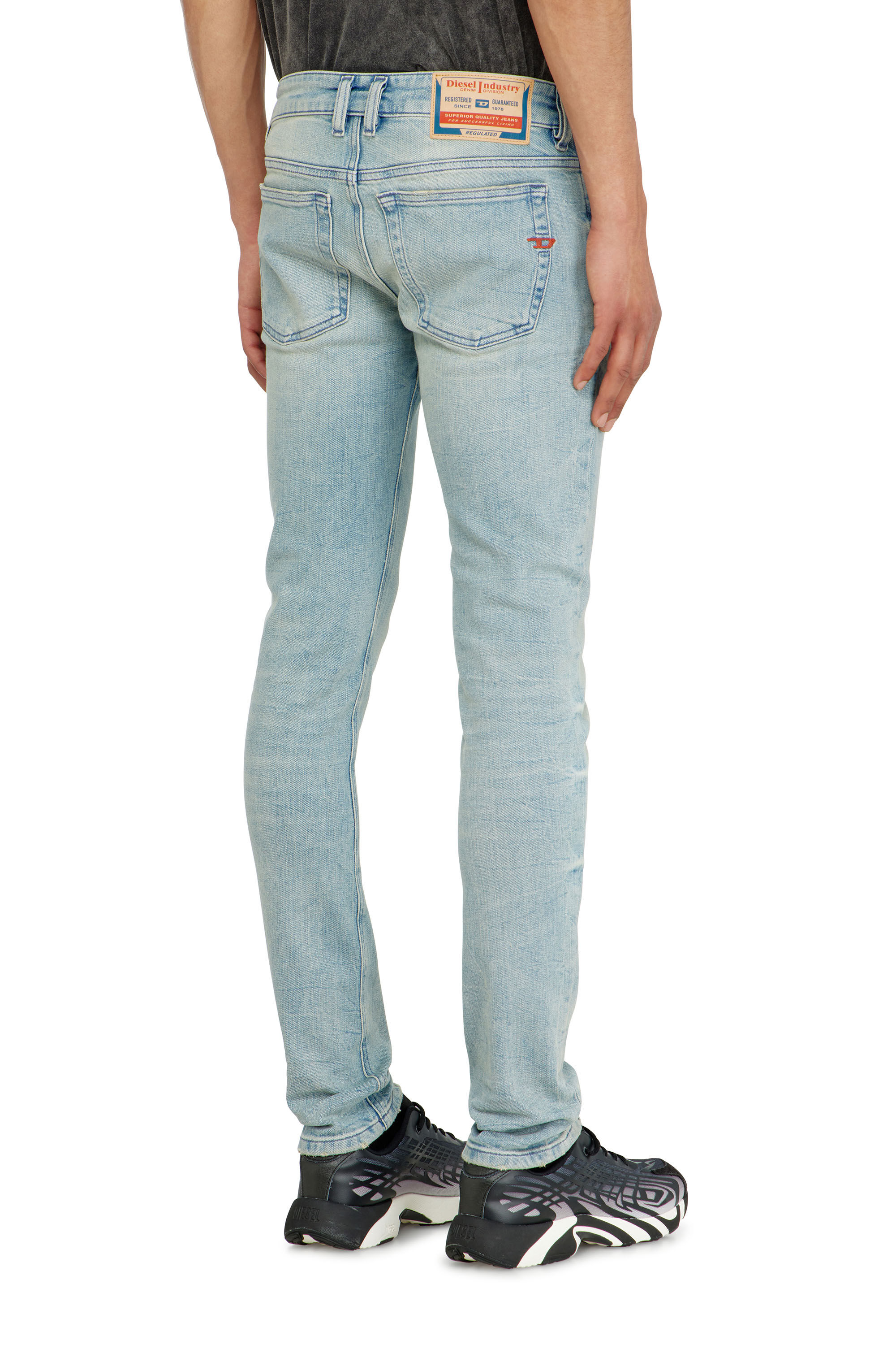 Diesel - Skinny Jeans 1979 Sleenker 0KBBF Homme, Bleu Clair - Image 5