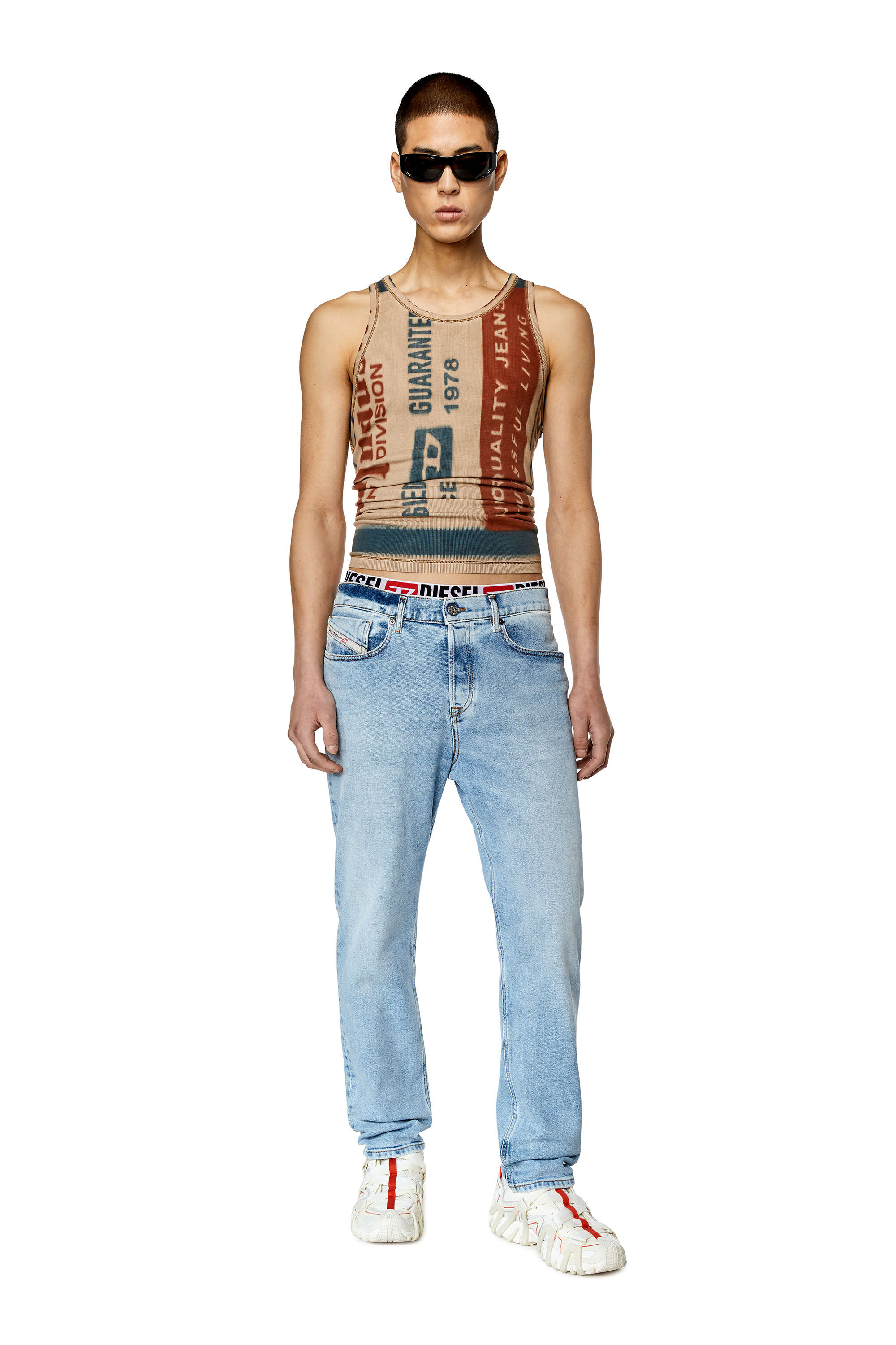 Diesel - 2005 D-Fining 09E81 Tapered Jeans, Bleu Clair - Image 1