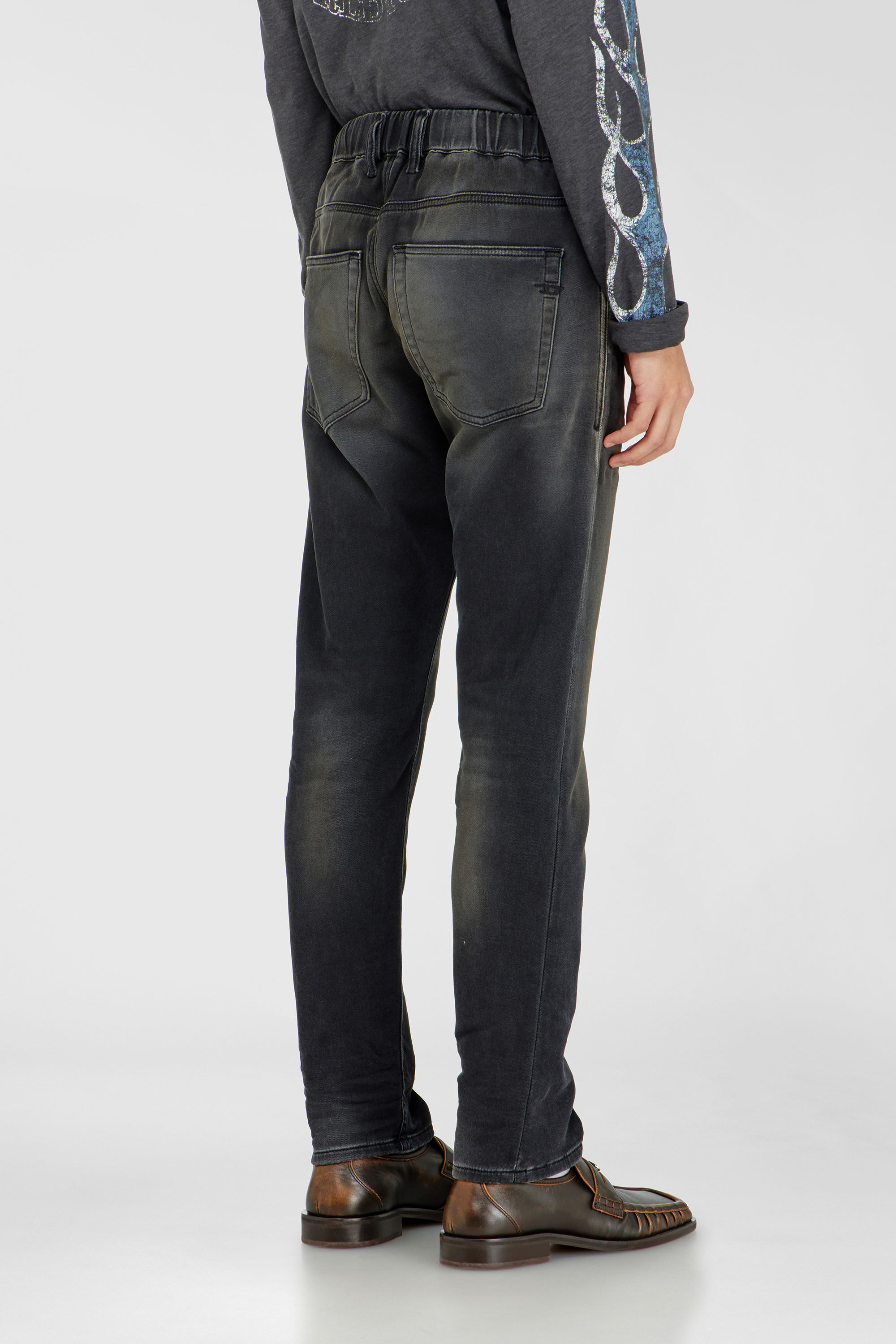 Diesel - Regular 2032 D-Krooley-BW Joggjeans&reg; 068ZQ Homme, Noir/Gris fonc&eacute; - Image 3