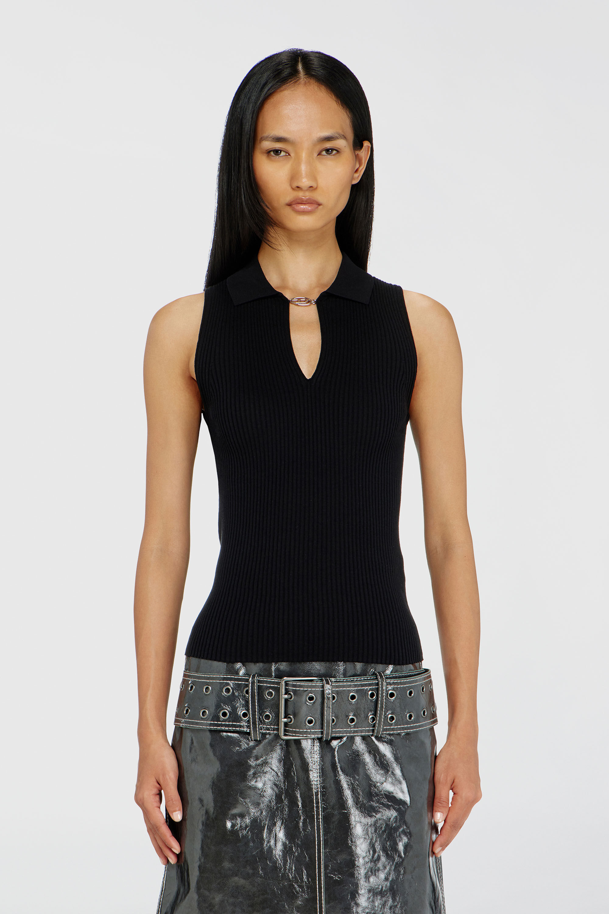 Diesel - M-LILITA, Polo sans manches en maille c&ocirc;tel&eacute;e, m&eacute;lange de soie Femme in Noir - 5