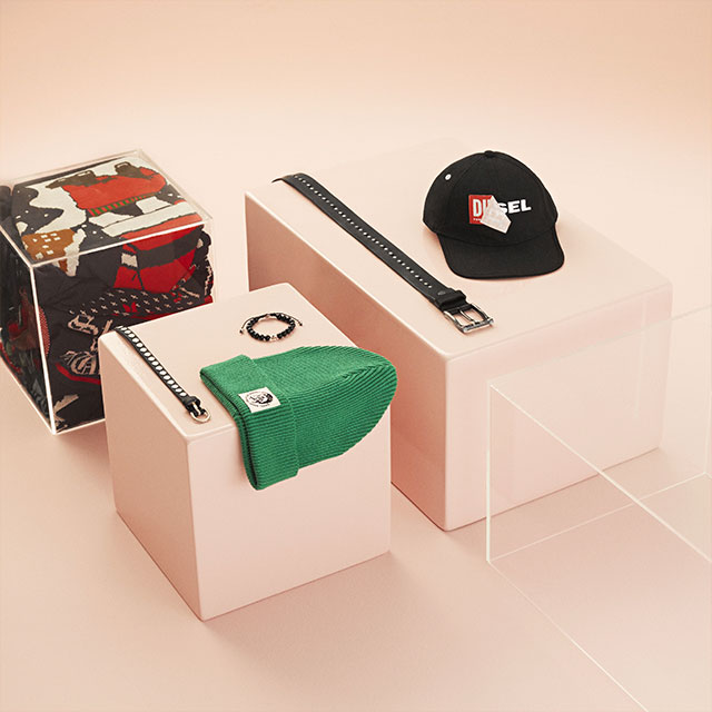 Diesel Gift Guide N'OUBLIE PAS MES PETITS SOULIERS Diesel Gift Guide N'OUBLIE PAS MES PETITS SOULIERS